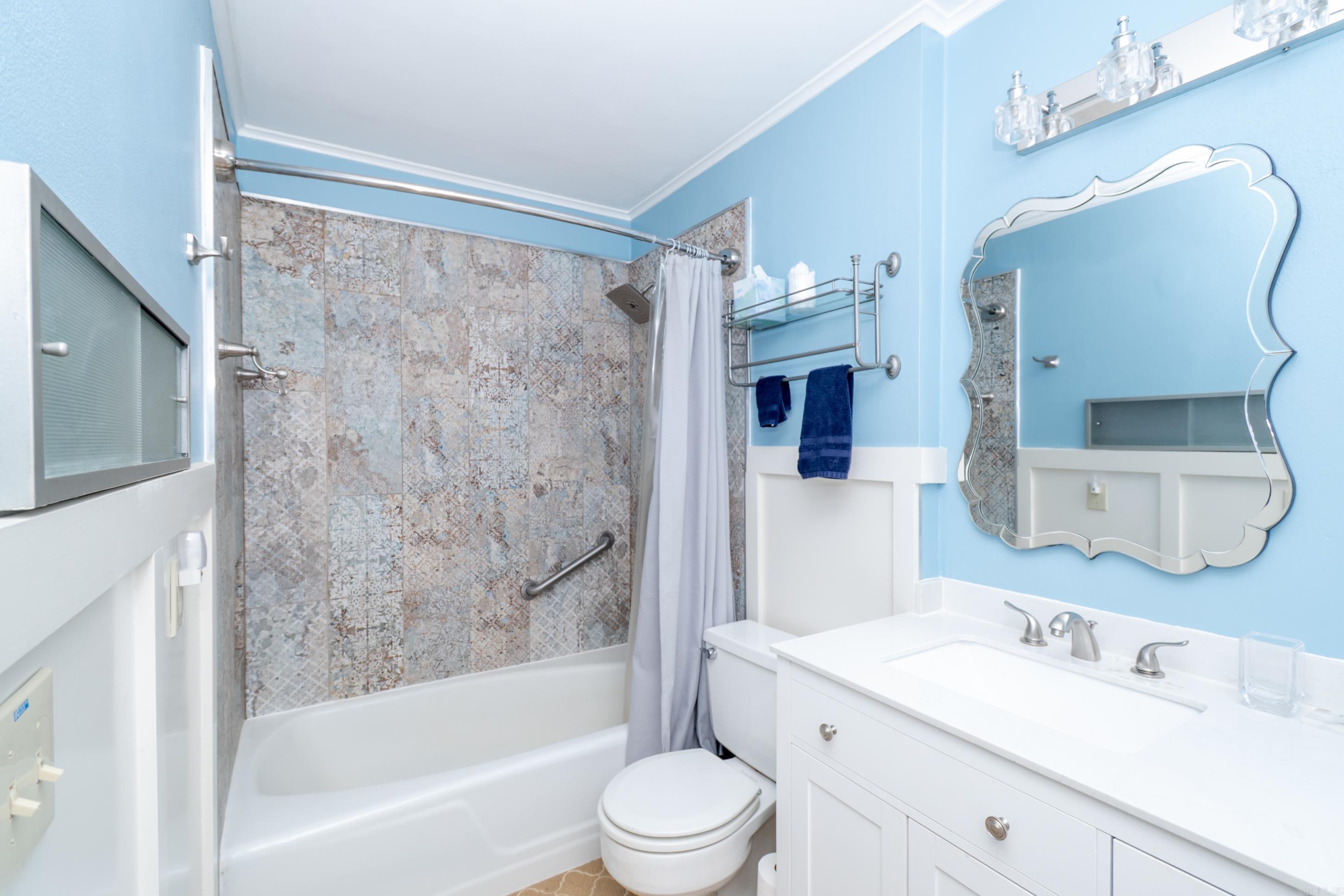 BRENTWOOD - Residential