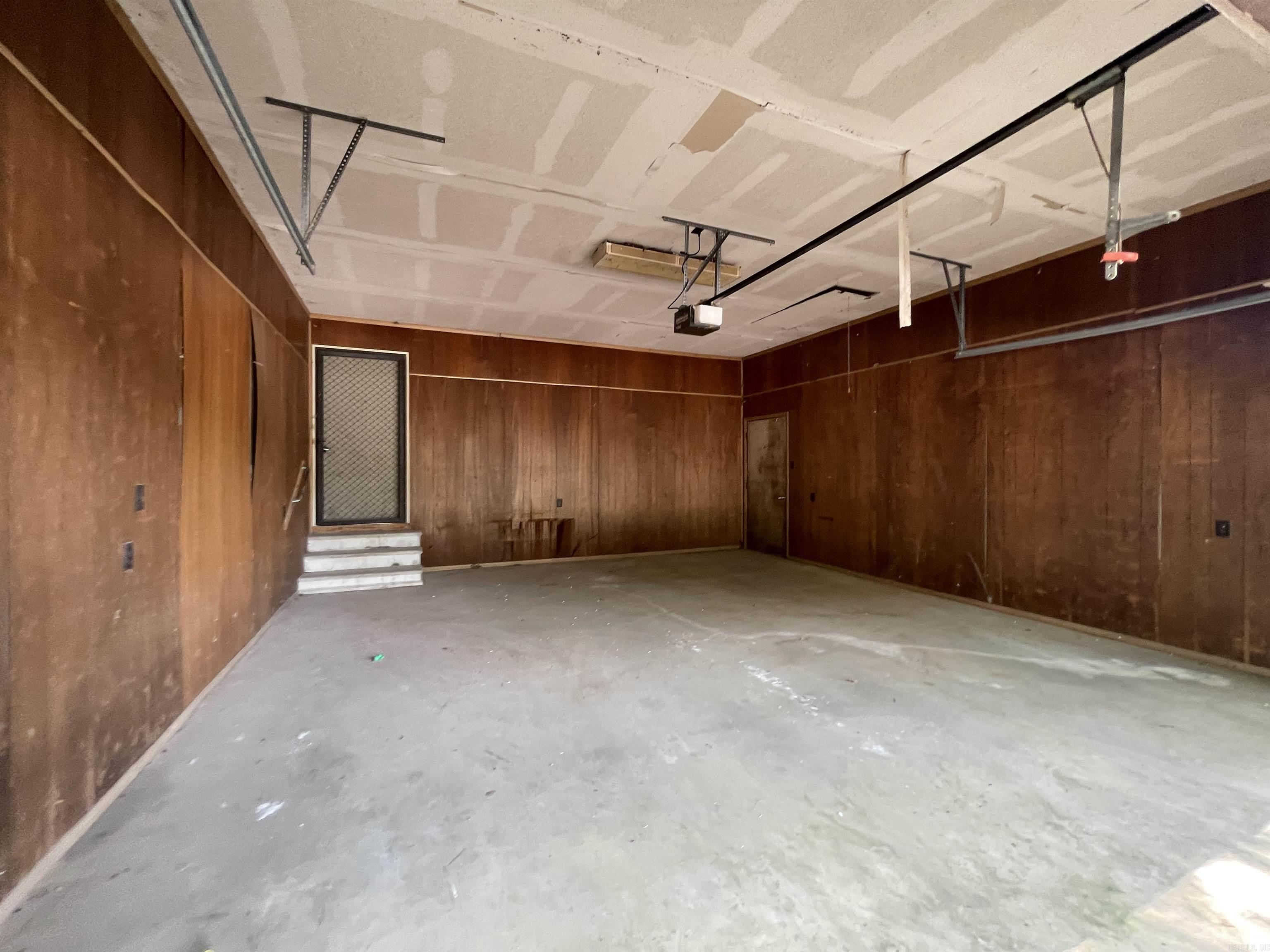 DESOTO TERRACE - Residential