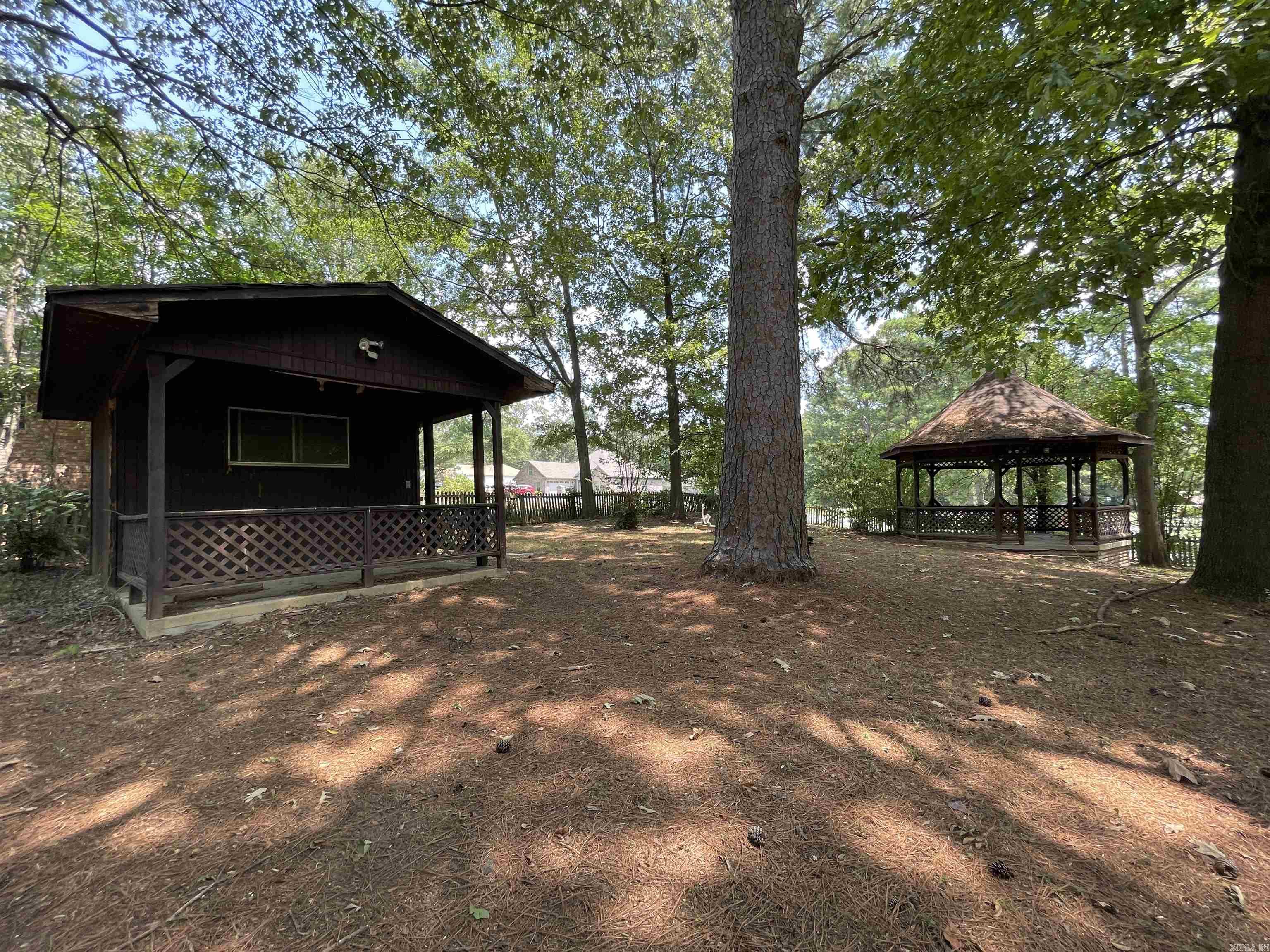 DESOTO TERRACE - Residential