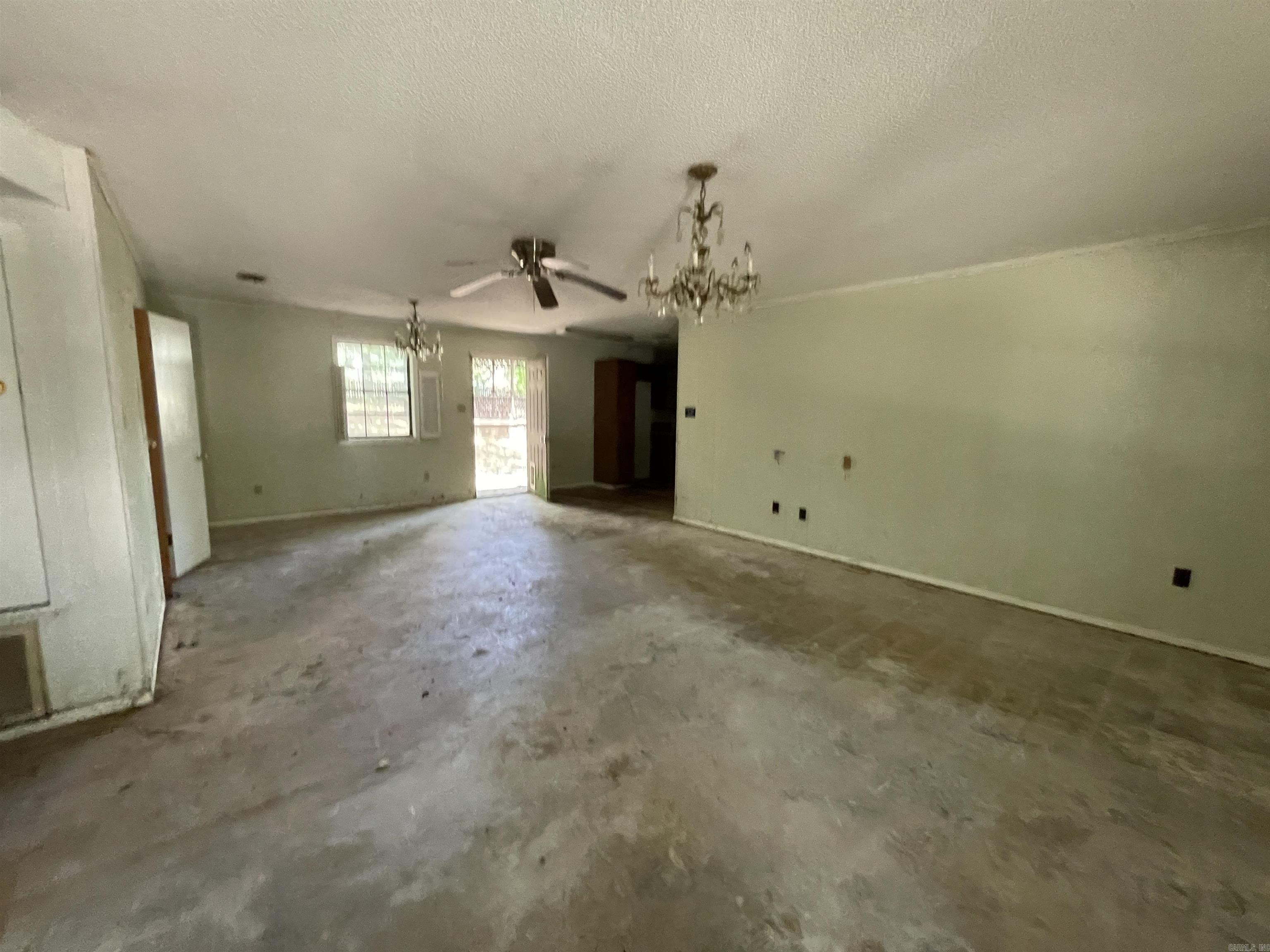 DESOTO TERRACE - Residential