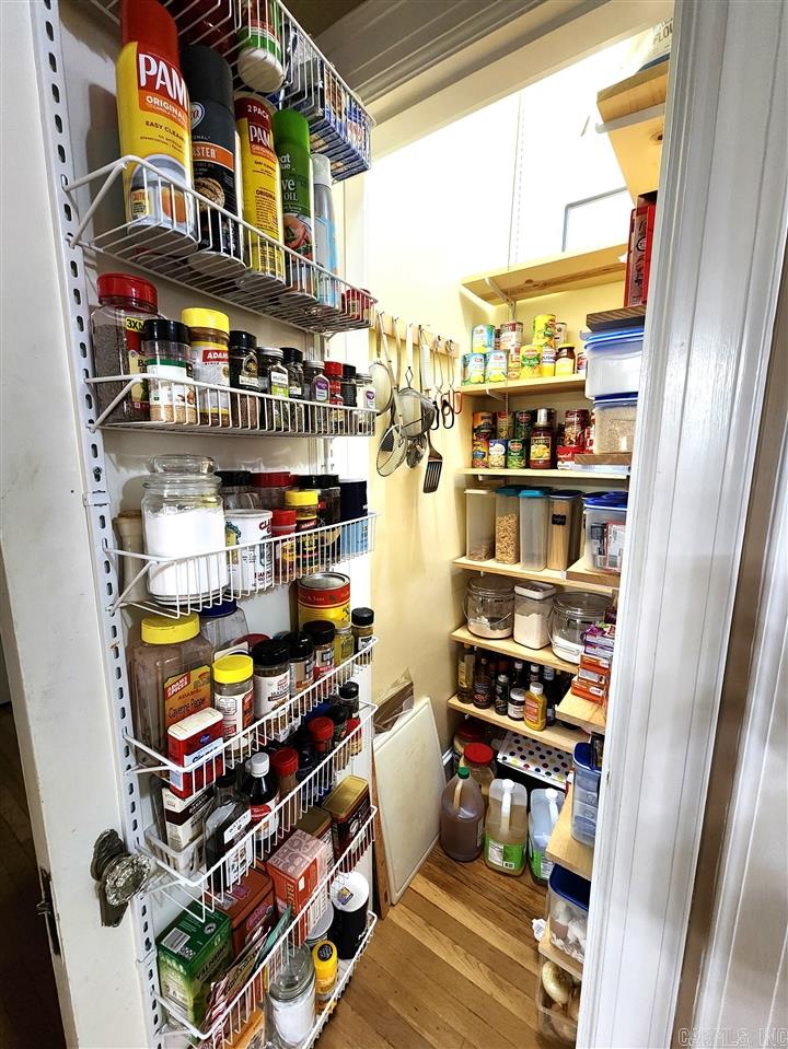 Retta Brown - Residential