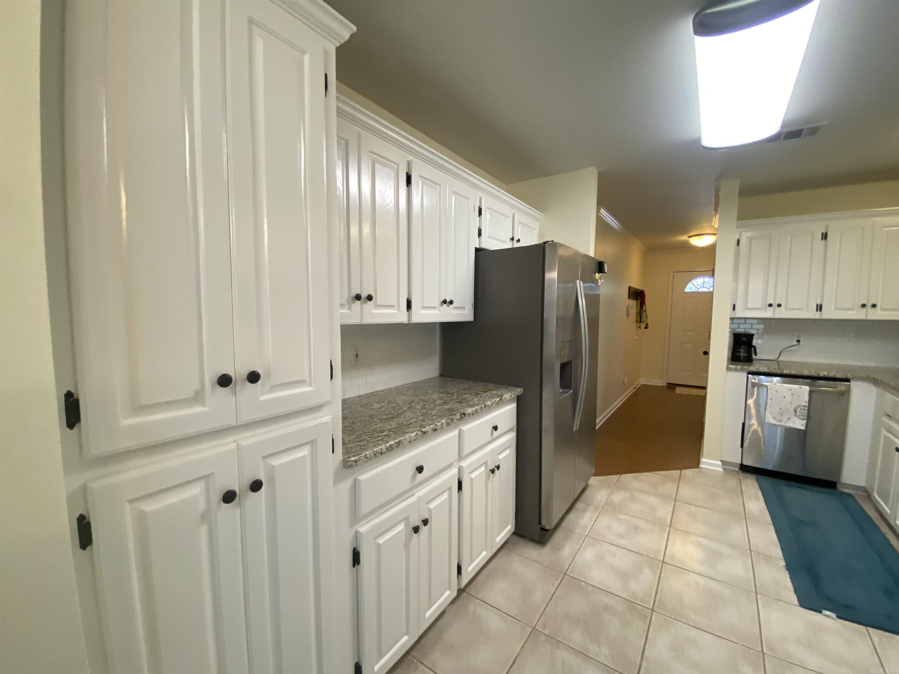 EMERALD VALLEY - Residential