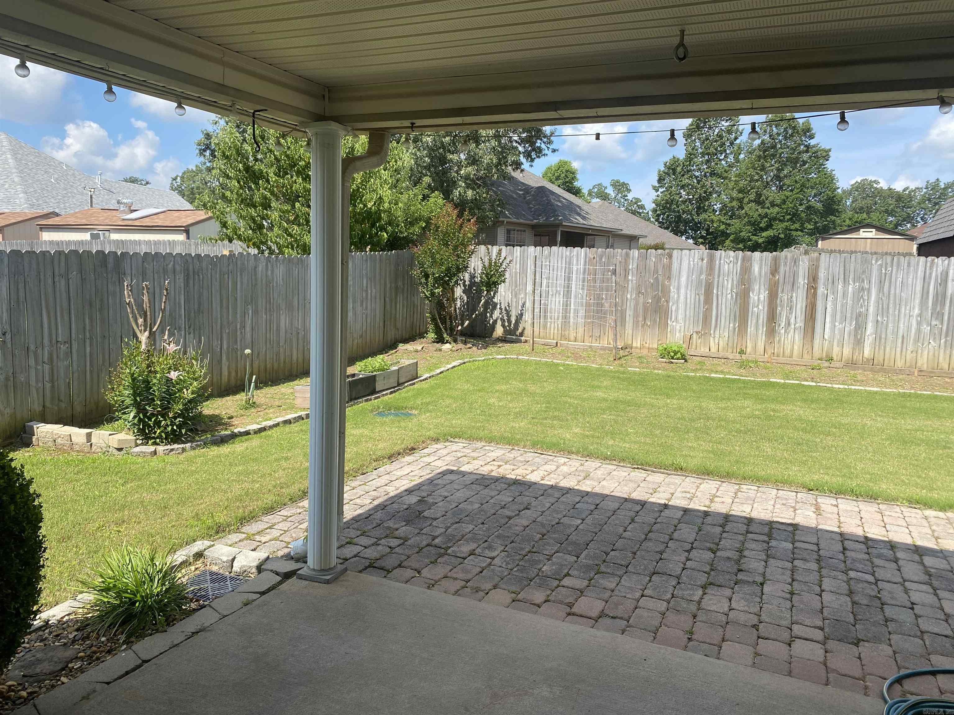 EMERALD VALLEY - Residential