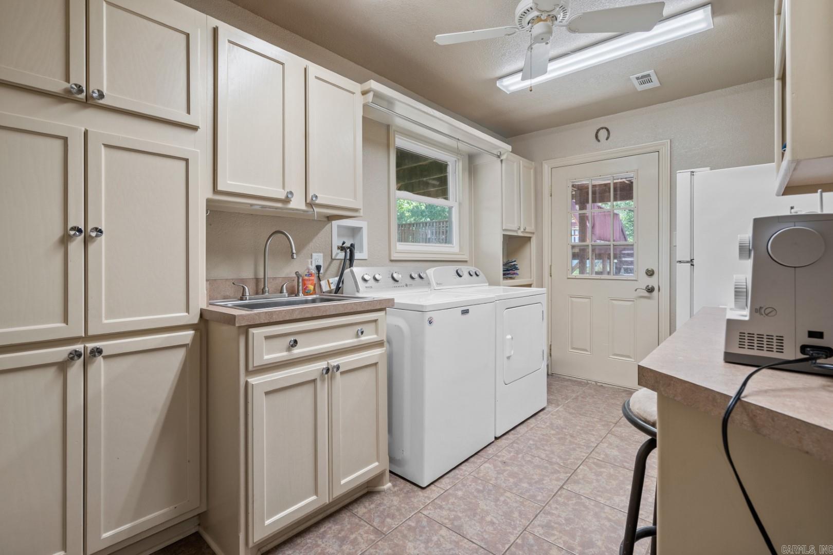 ASTRONAUT - Residential