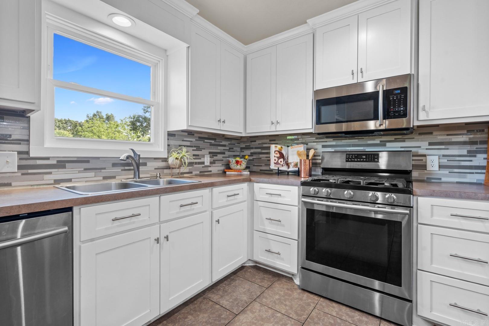 ASTRONAUT - Residential