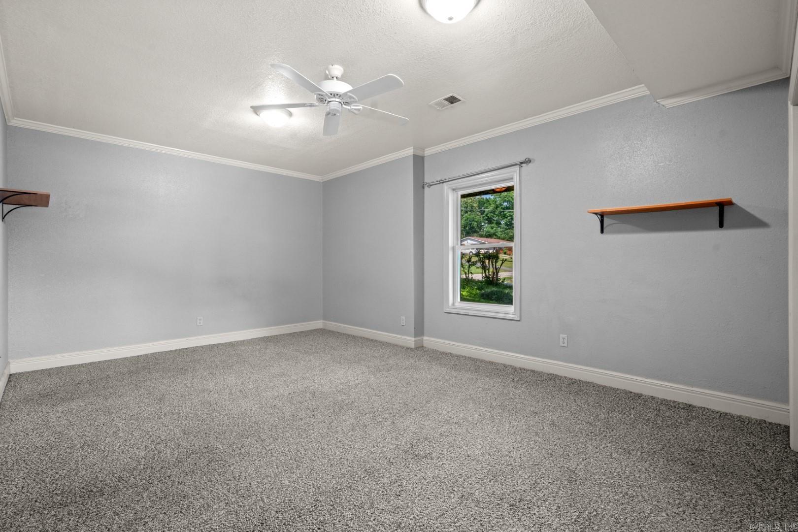 ASTRONAUT - Residential