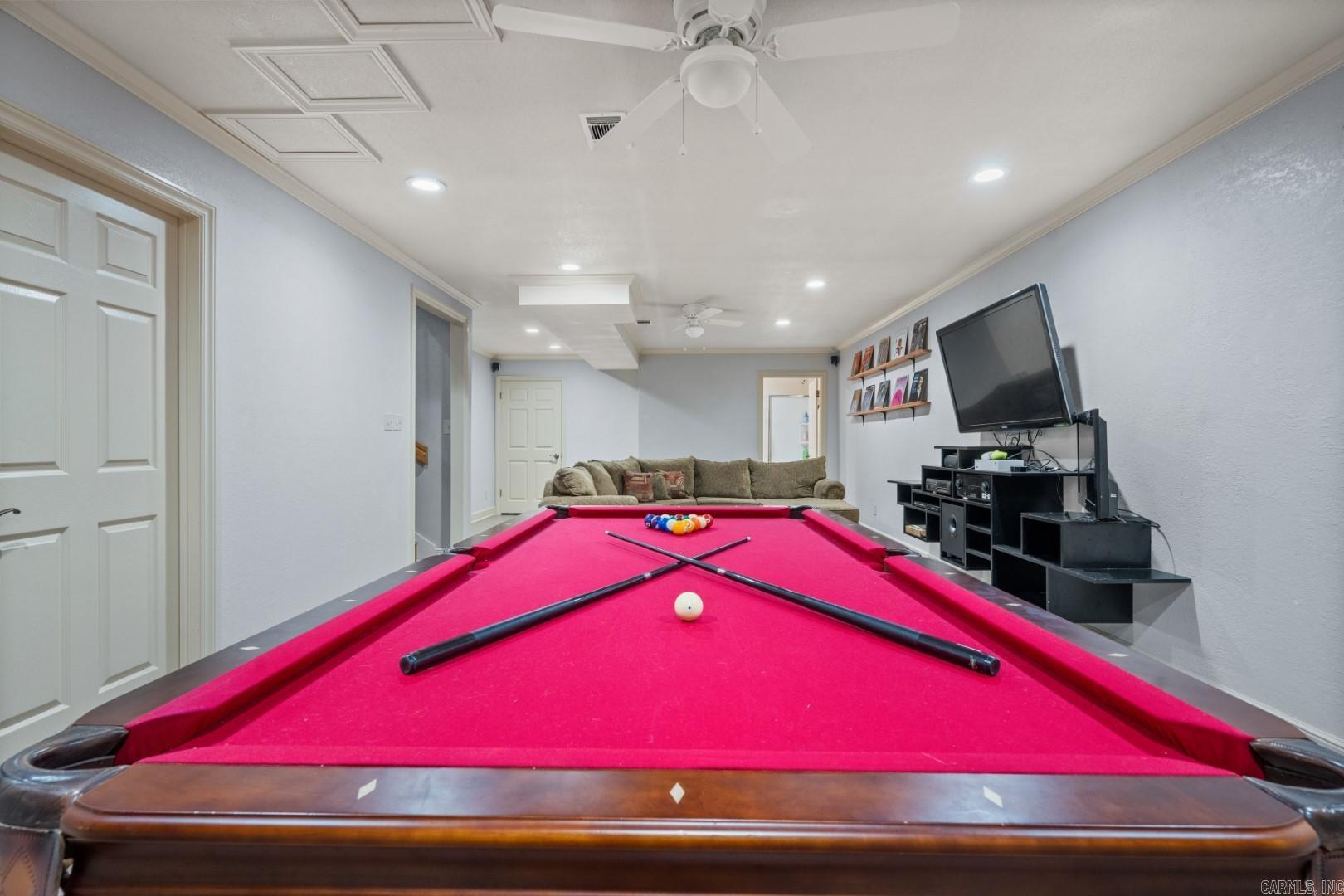 ASTRONAUT - Residential