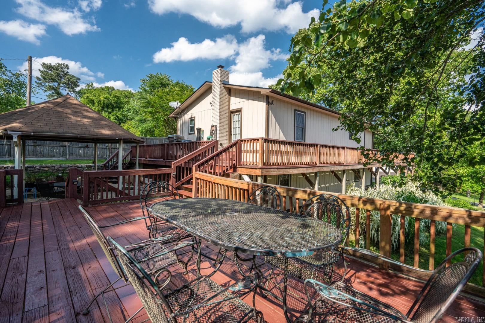 ASTRONAUT - Residential