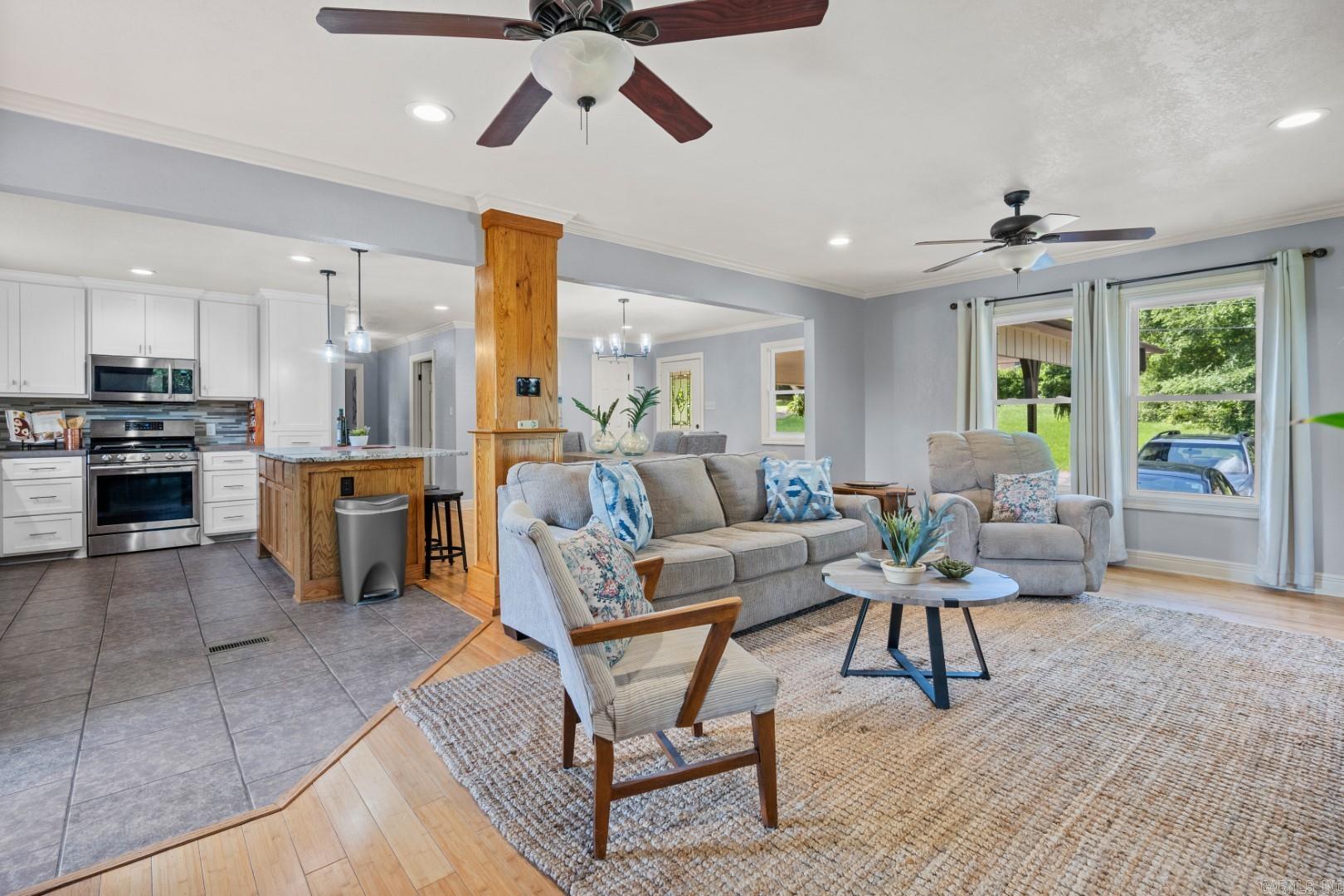 ASTRONAUT - Residential