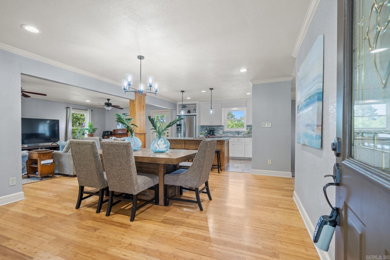 ASTRONAUT - Residential