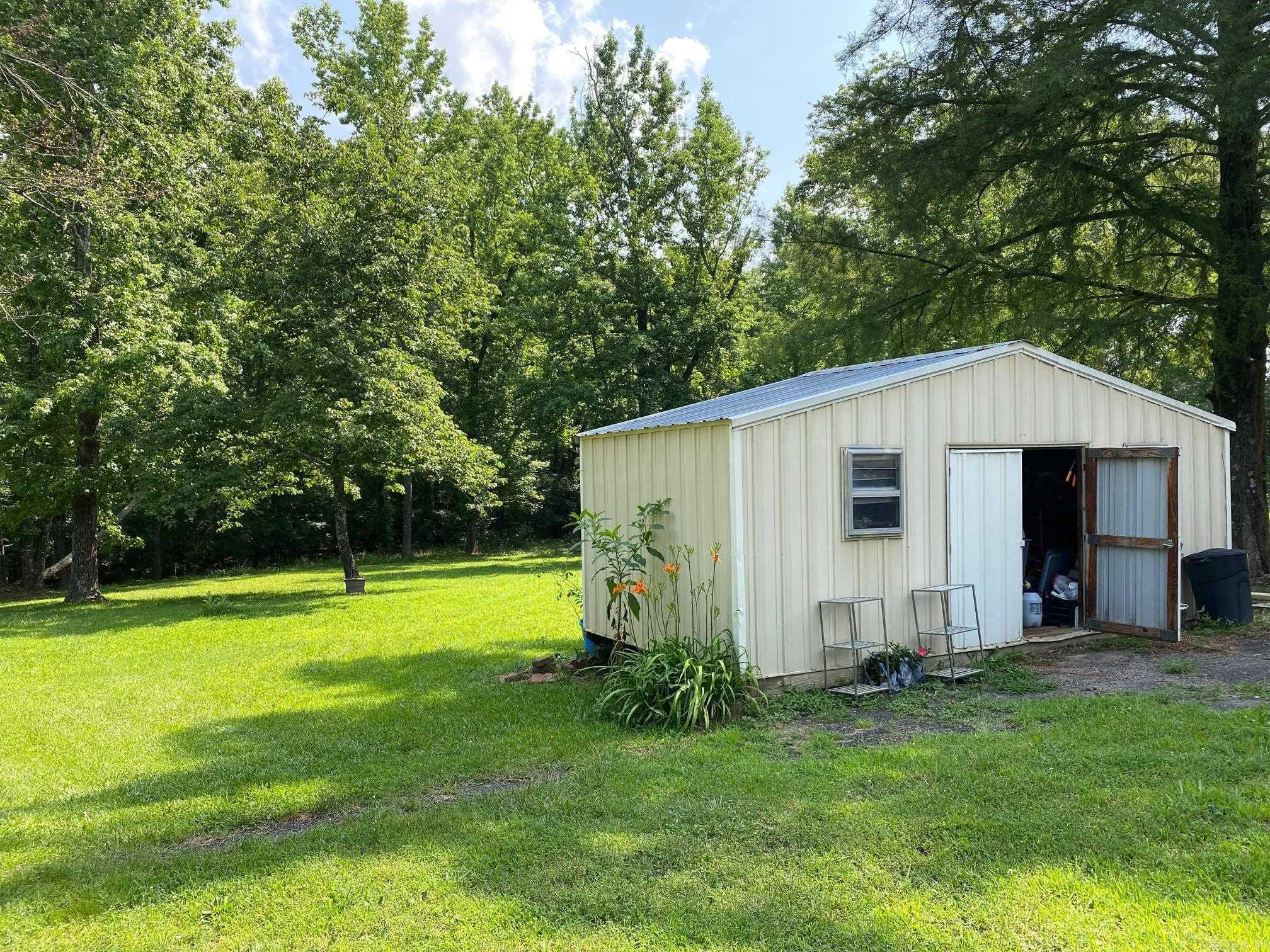 GREEN VALLEY ACRES - Residential