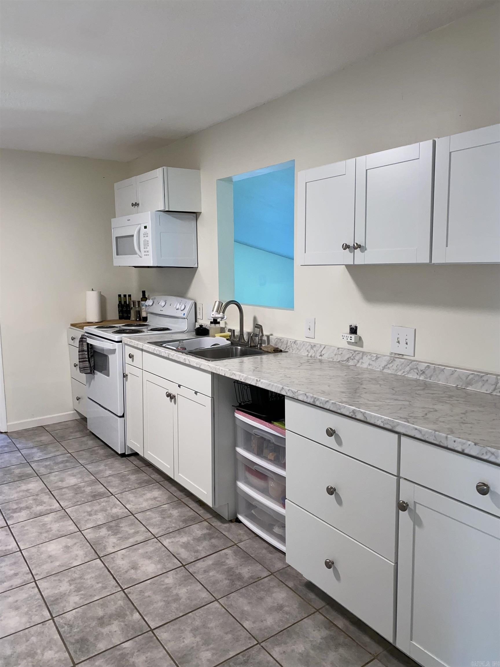 GREEN VALLEY ACRES - Residential