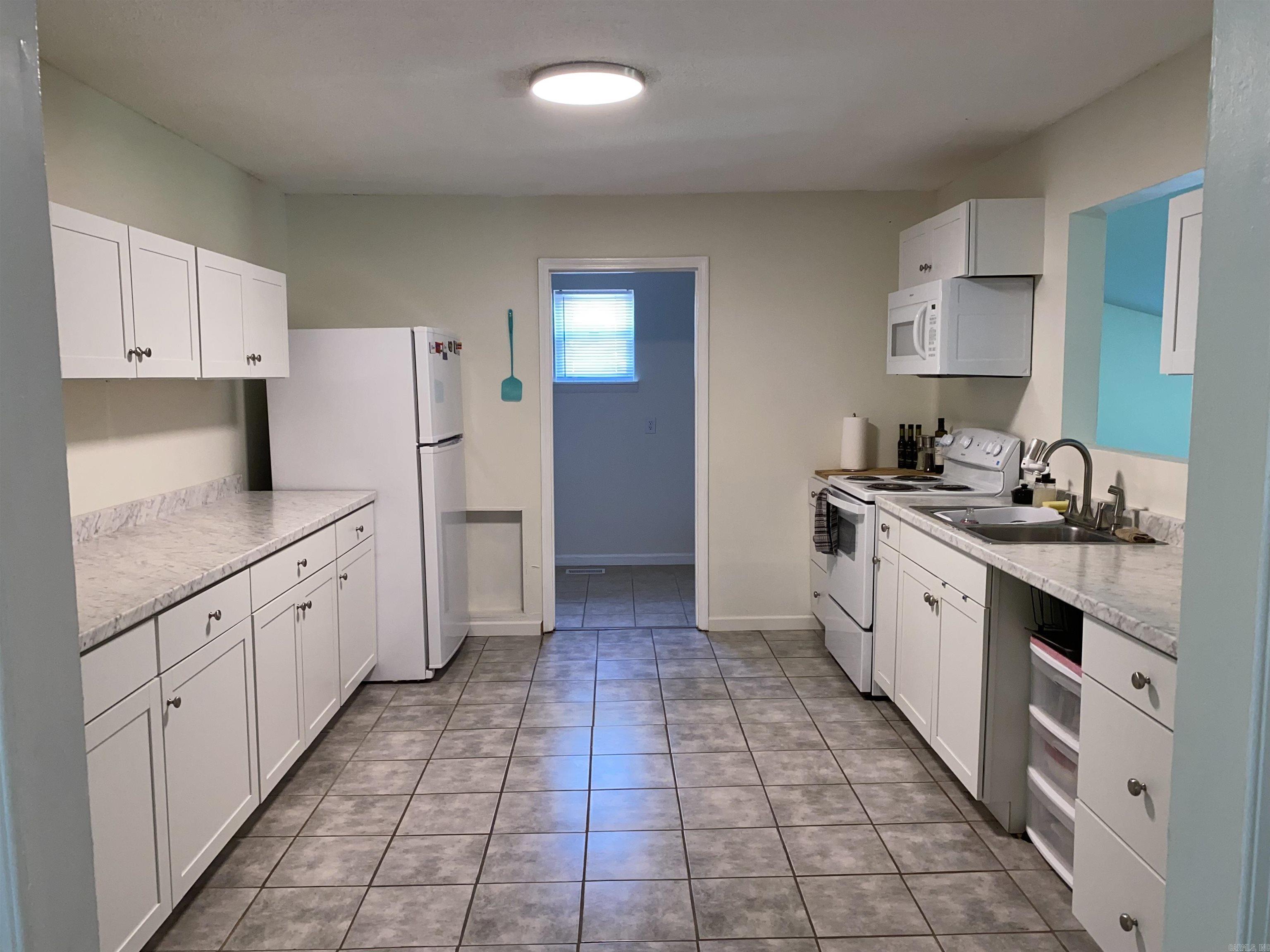 GREEN VALLEY ACRES - Residential