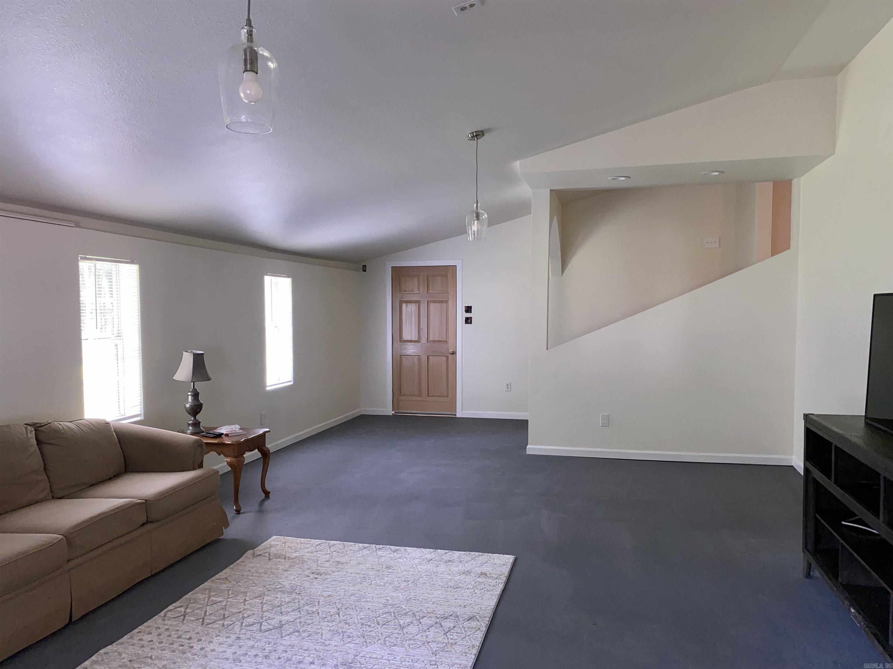 GREEN VALLEY ACRES - Residential