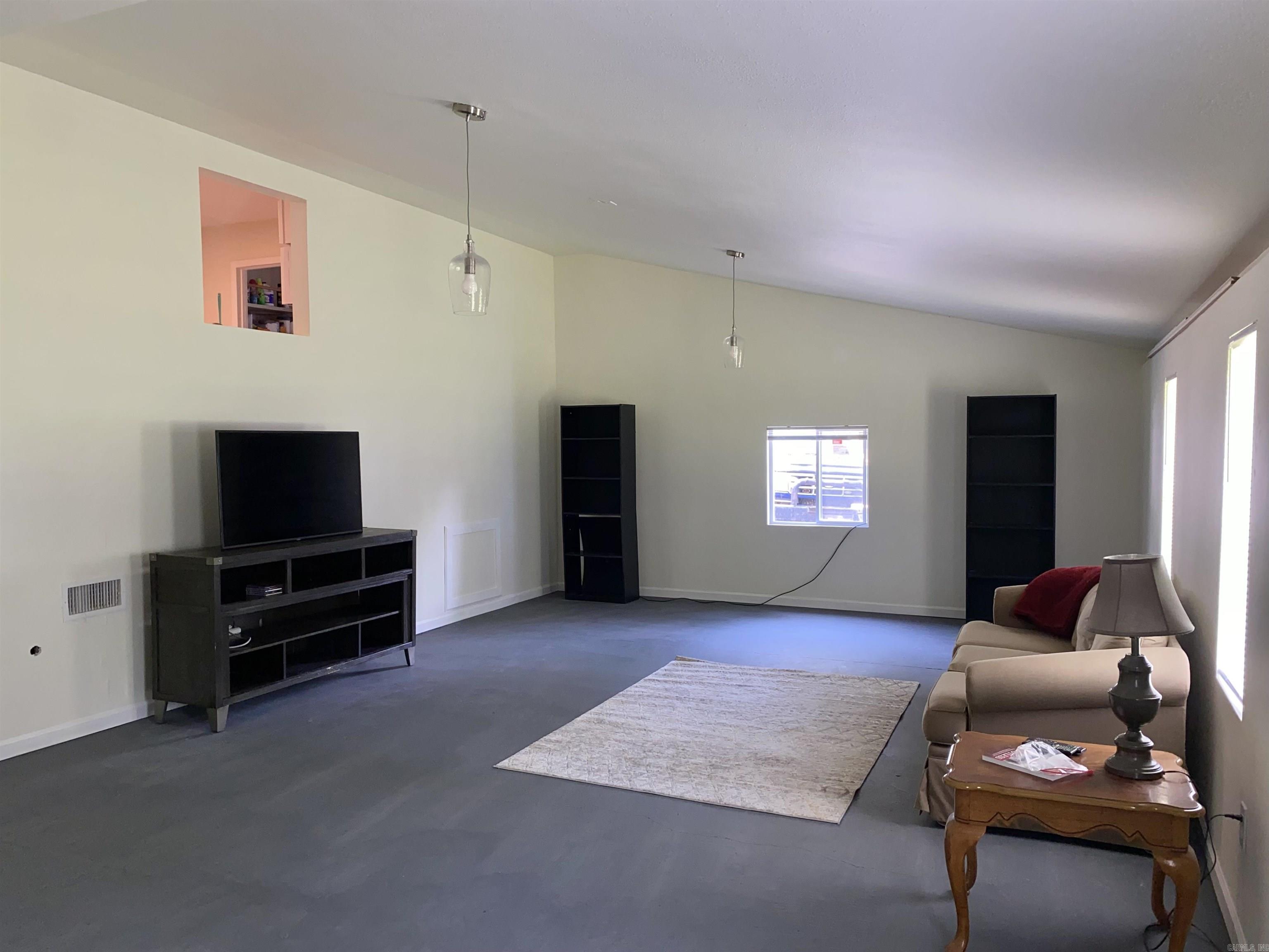 GREEN VALLEY ACRES - Residential