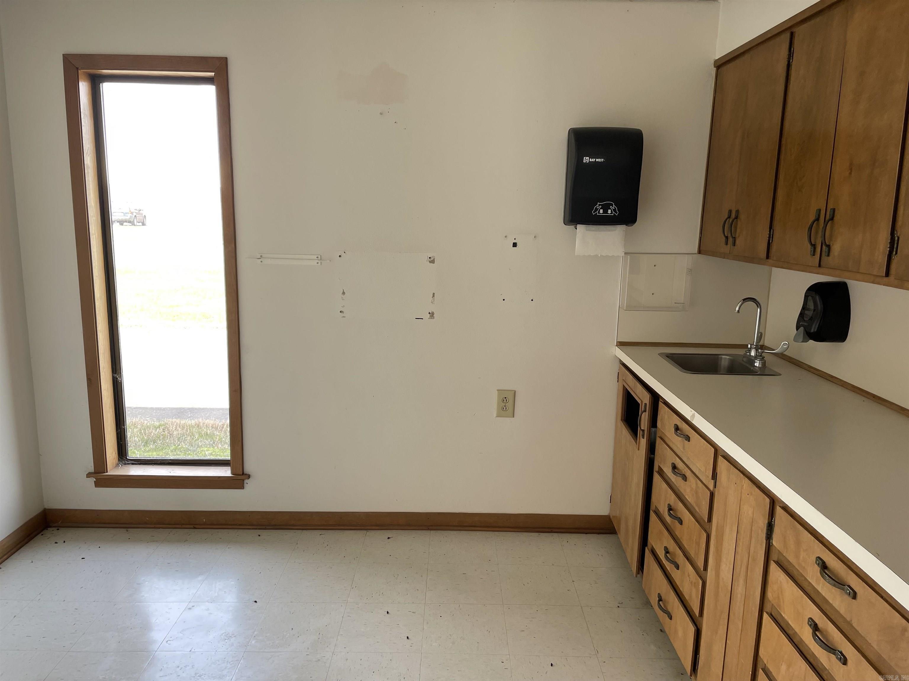 Desha County - Commercial Sale