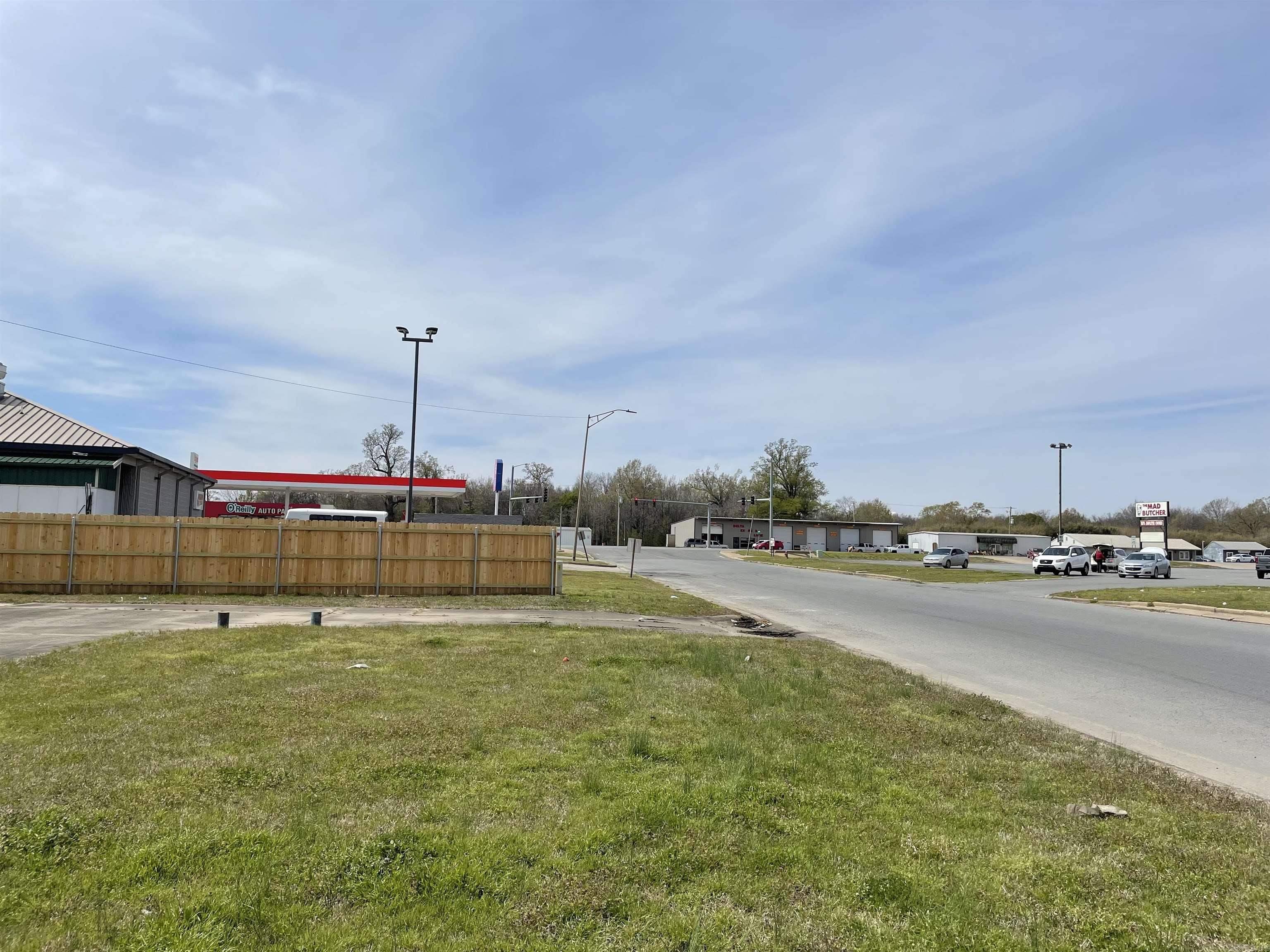 Desha County - Commercial Sale