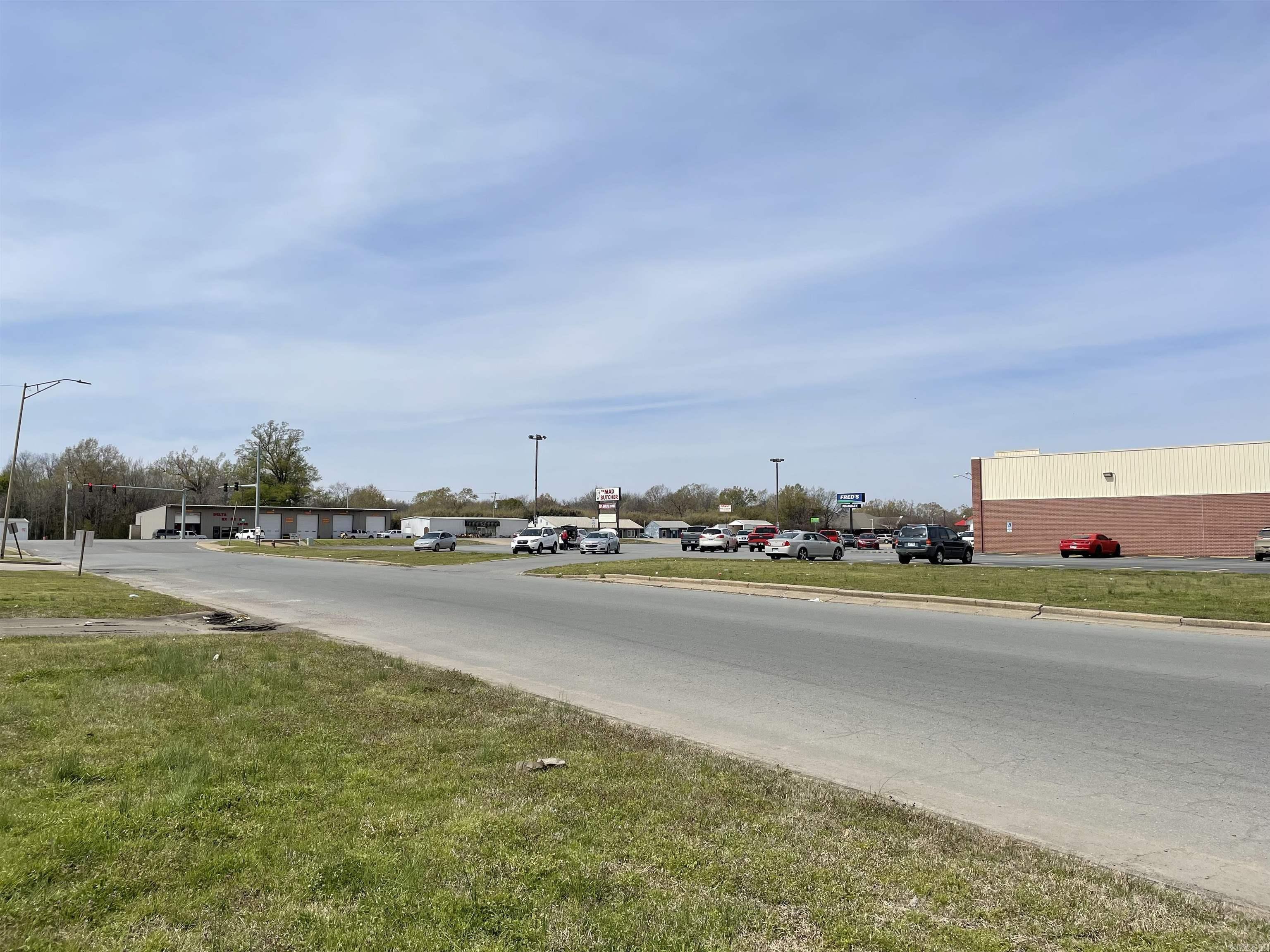 Desha County - Commercial Sale