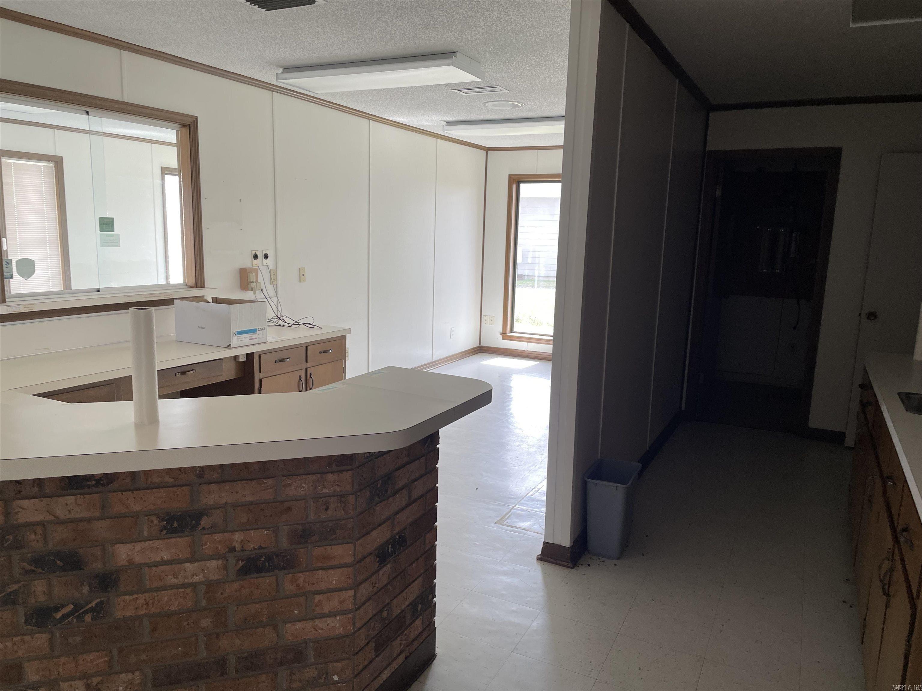 Desha County - Commercial Sale