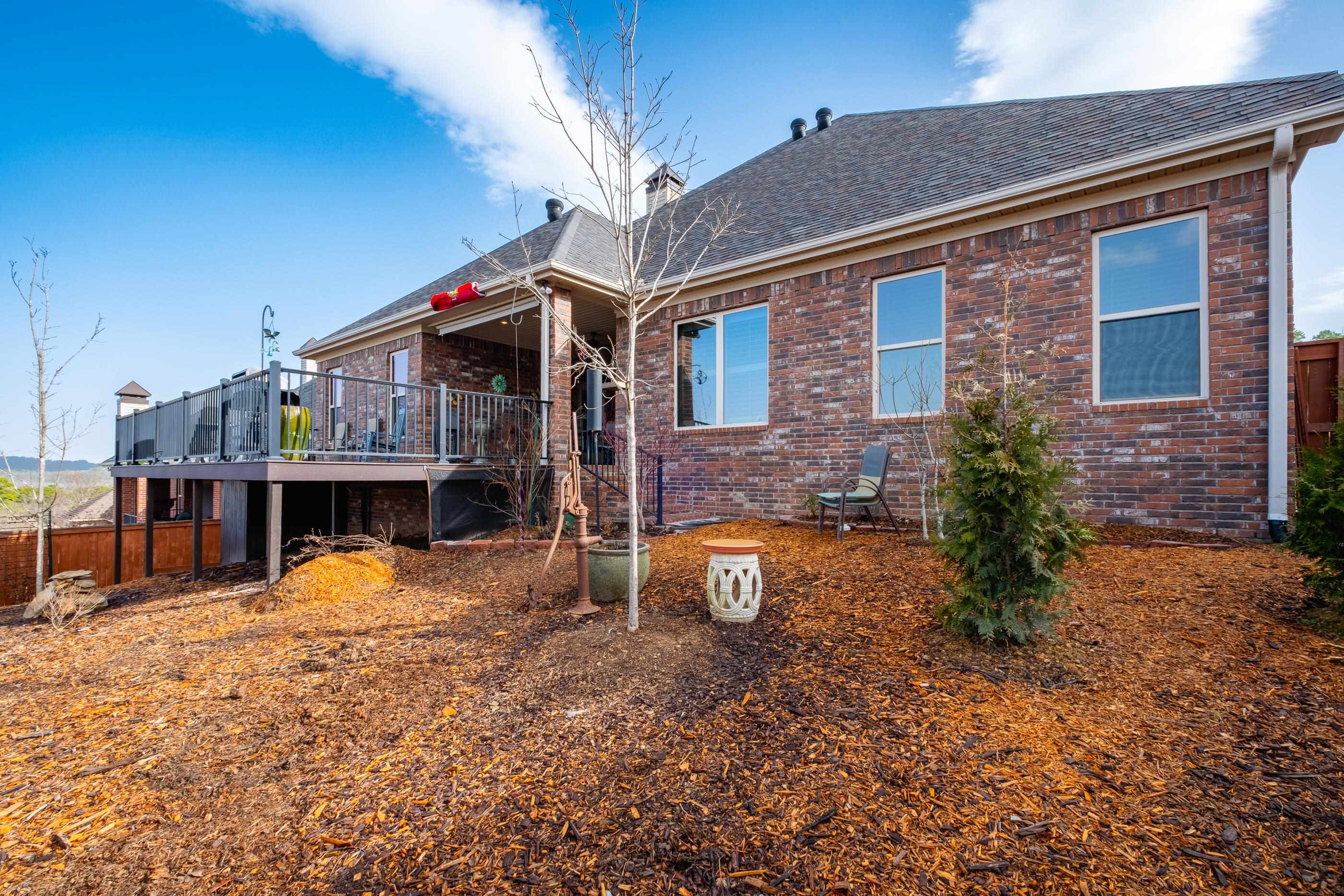 CHENAL VALLEY "TOURNAY CIRCLE" - Residential