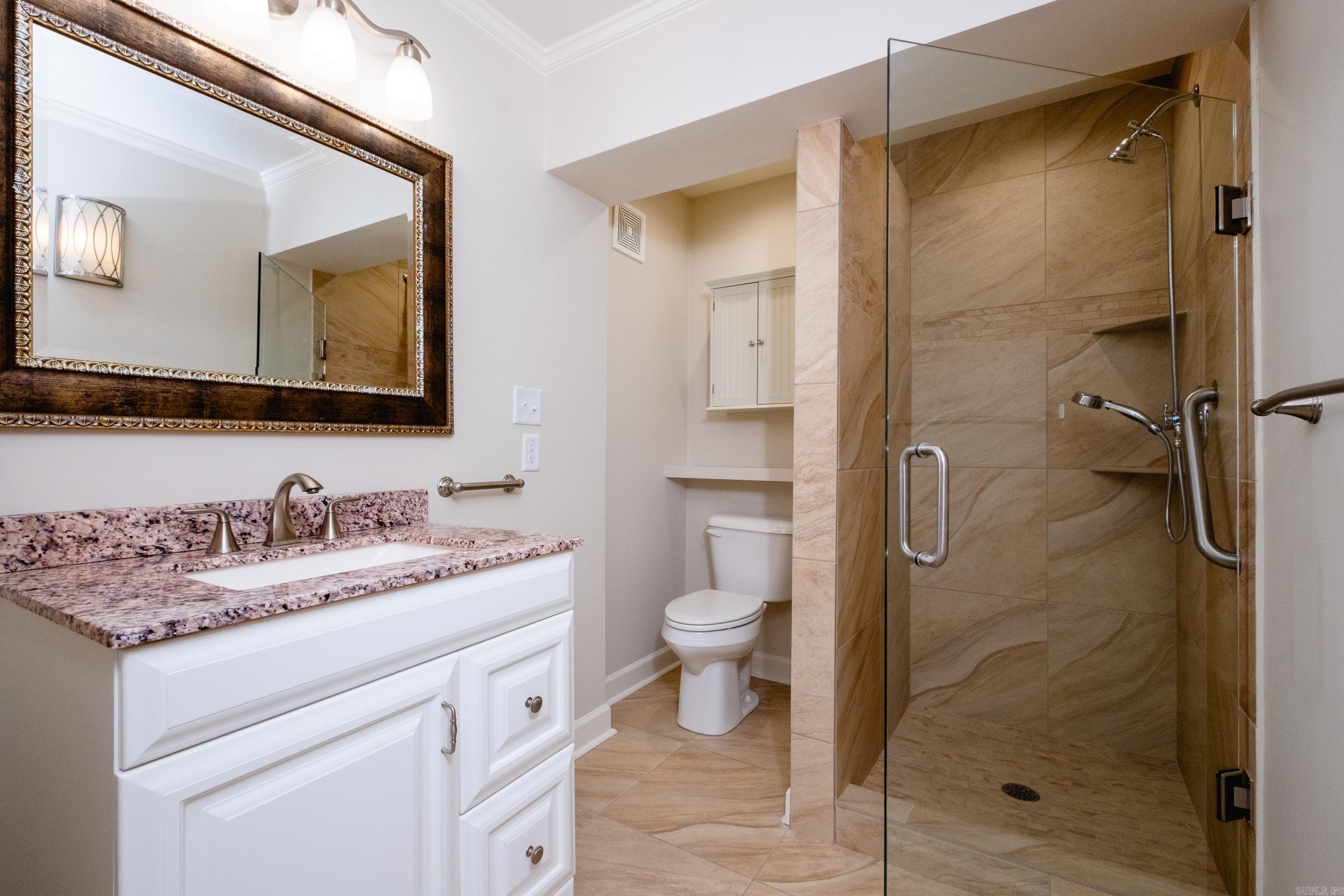 EAST PALISADES - Residential