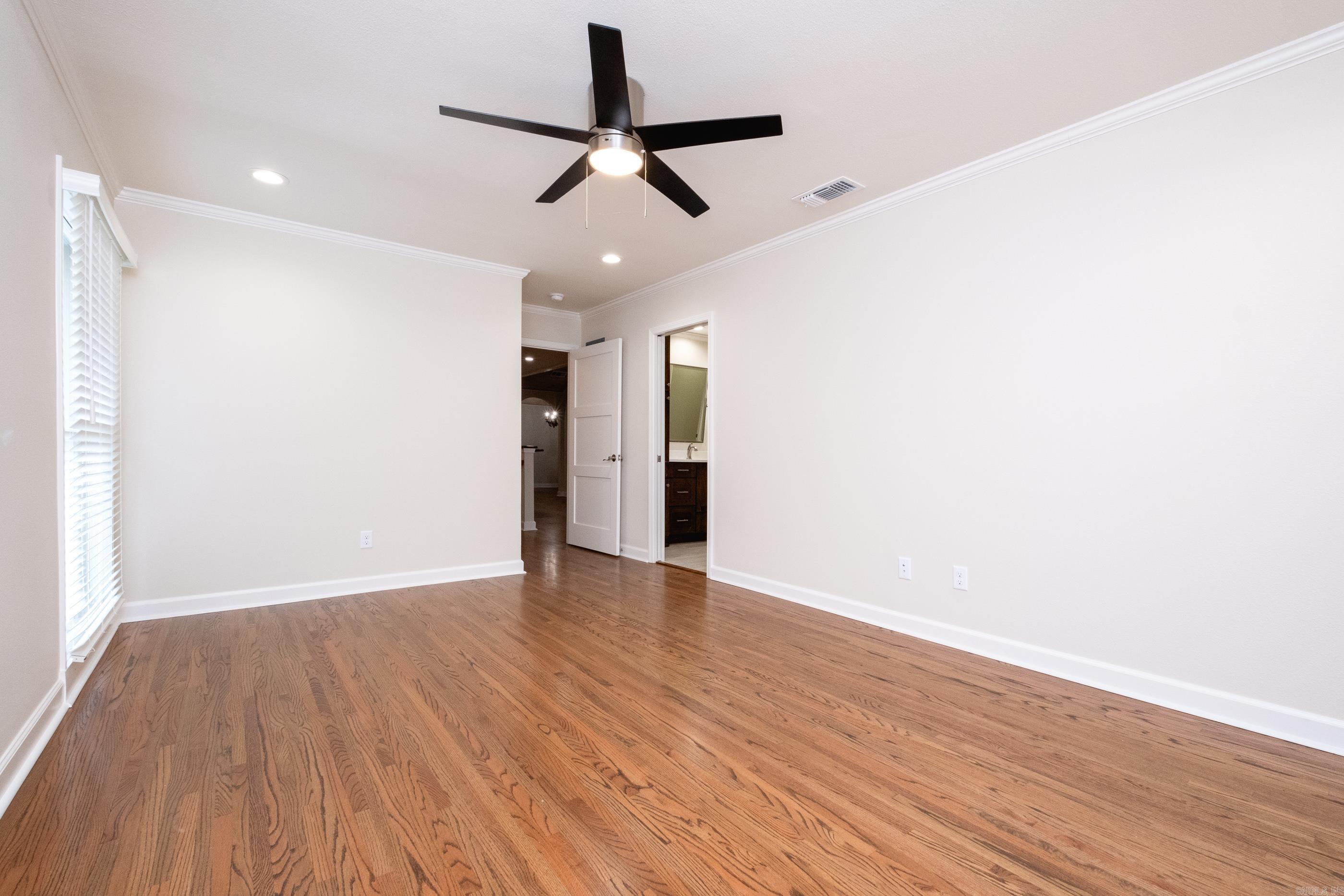 EAST PALISADES - Residential