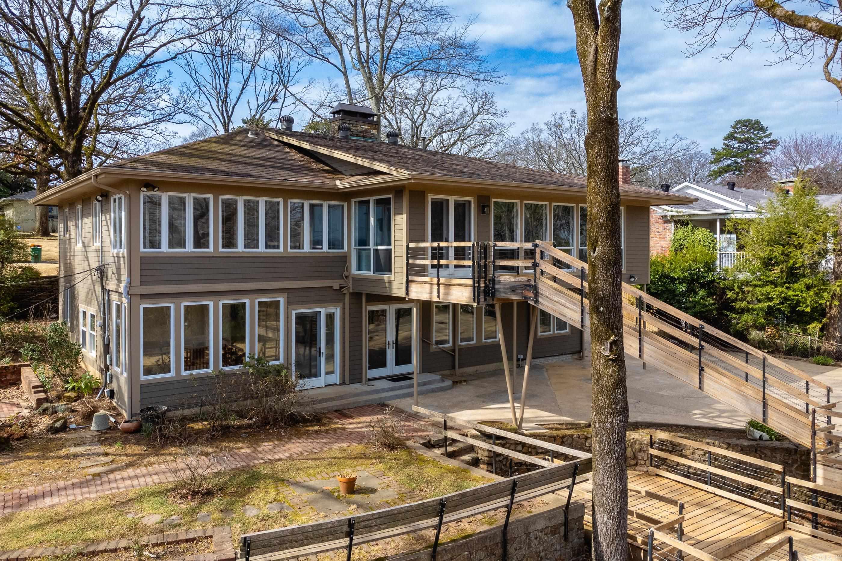 KINGWOOD PLACE - Residential