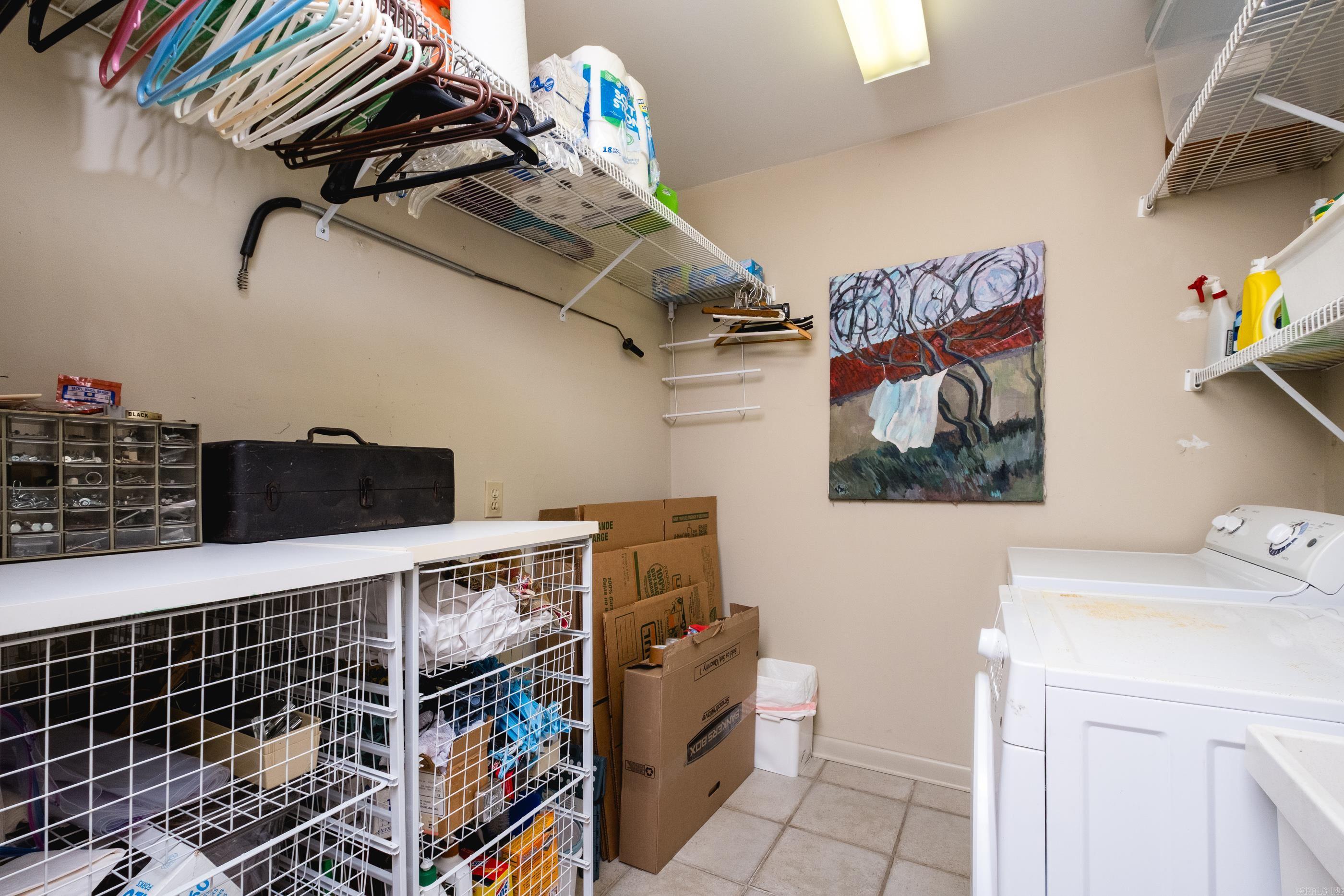 KINGWOOD PLACE - Residential