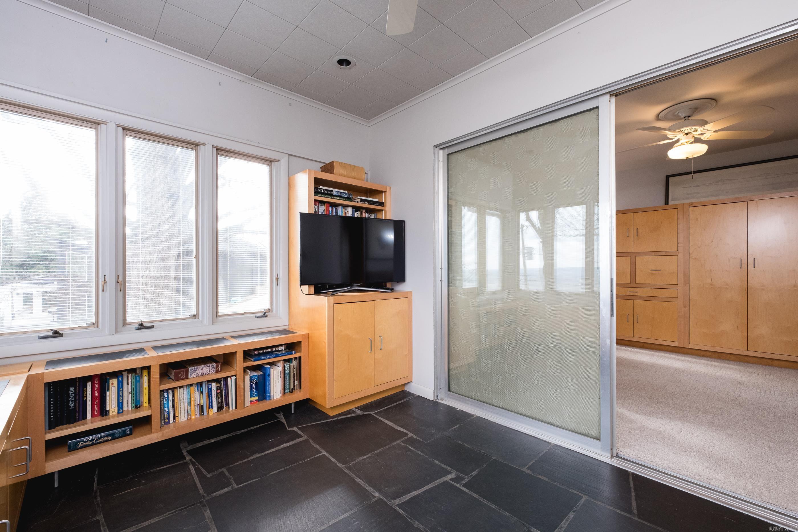 KINGWOOD PLACE - Residential