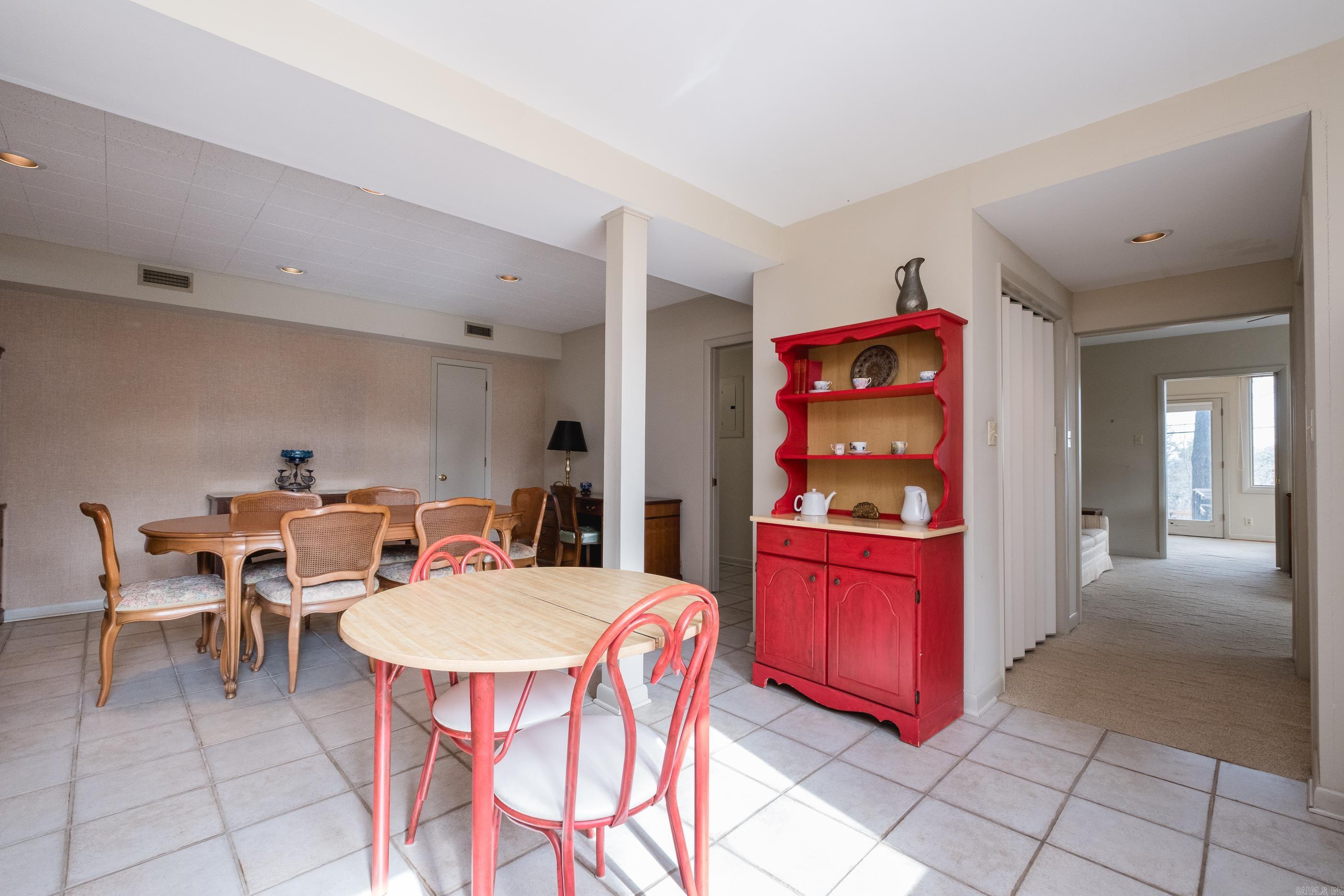 KINGWOOD PLACE - Residential