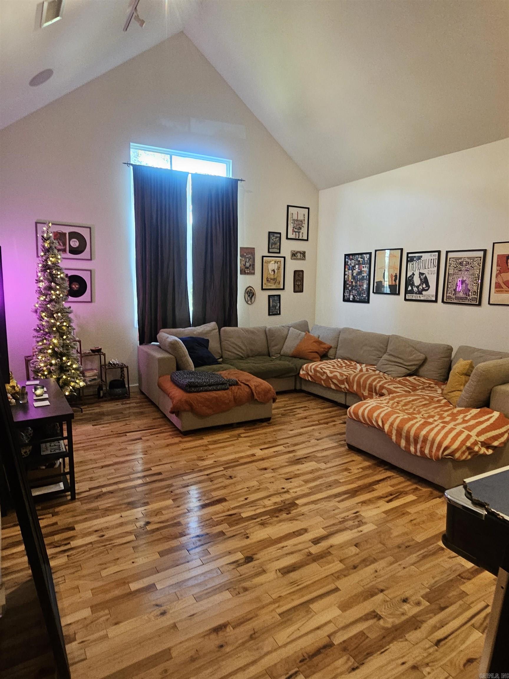 CAPITOL VIEW - Residential