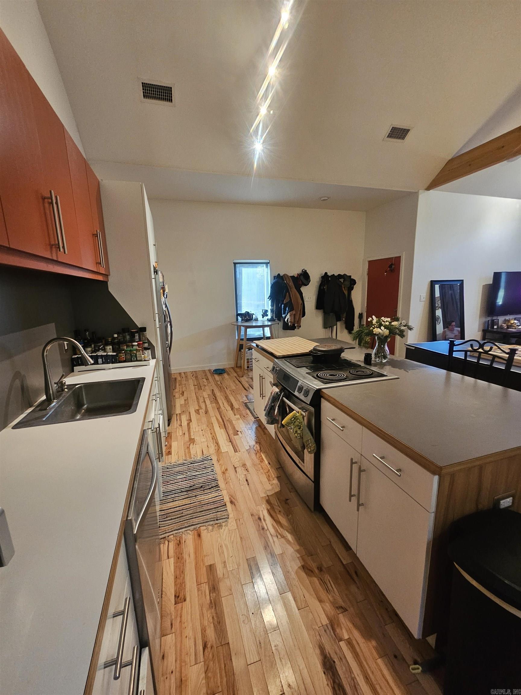 CAPITOL VIEW - Residential