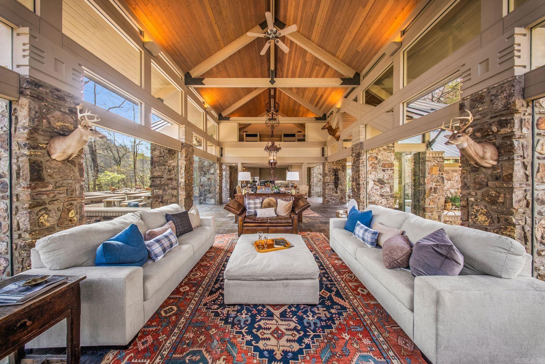 TROUT HAVEN - Residential