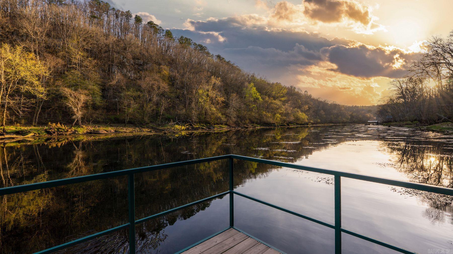 TROUT HAVEN - Residential