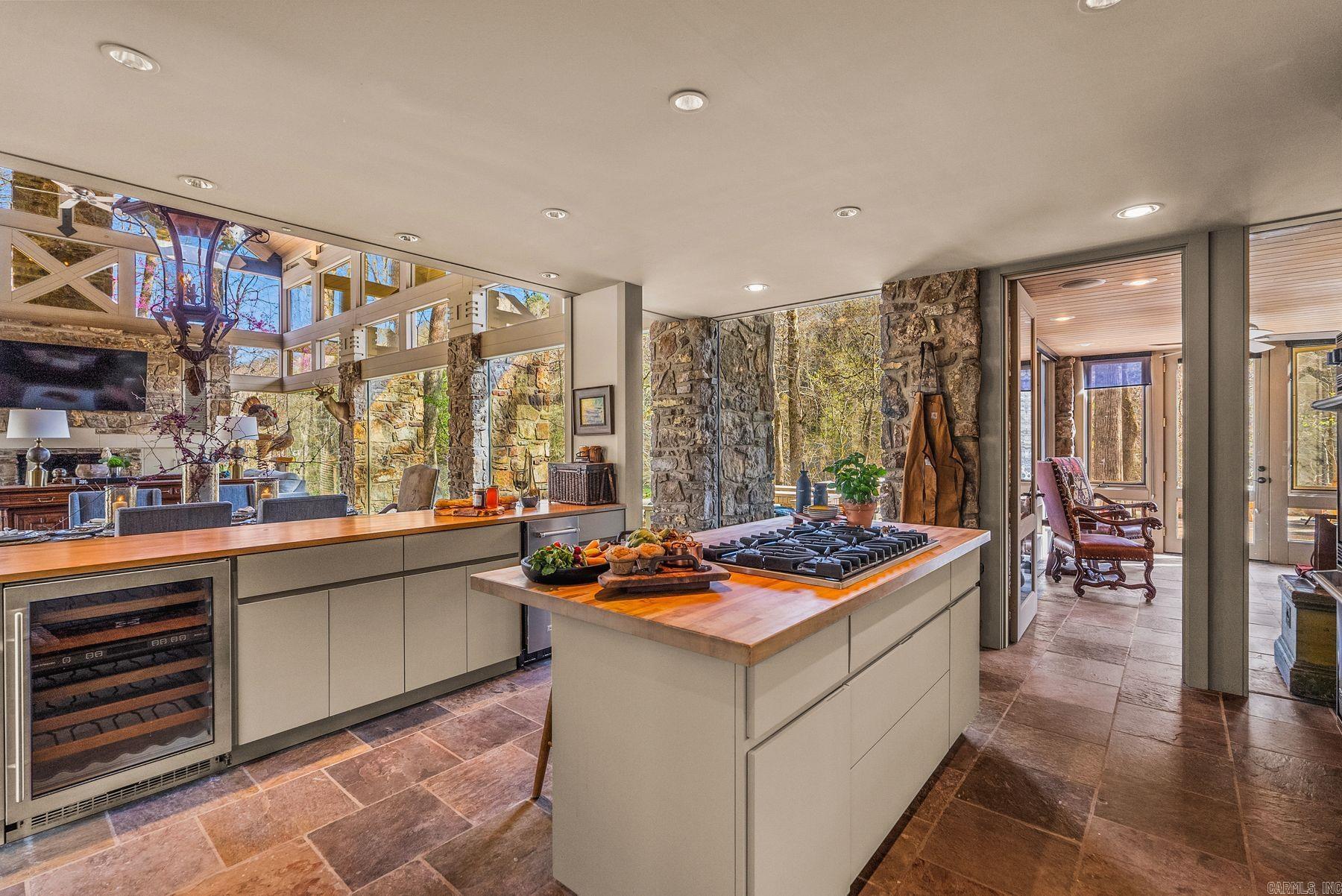 TROUT HAVEN - Residential