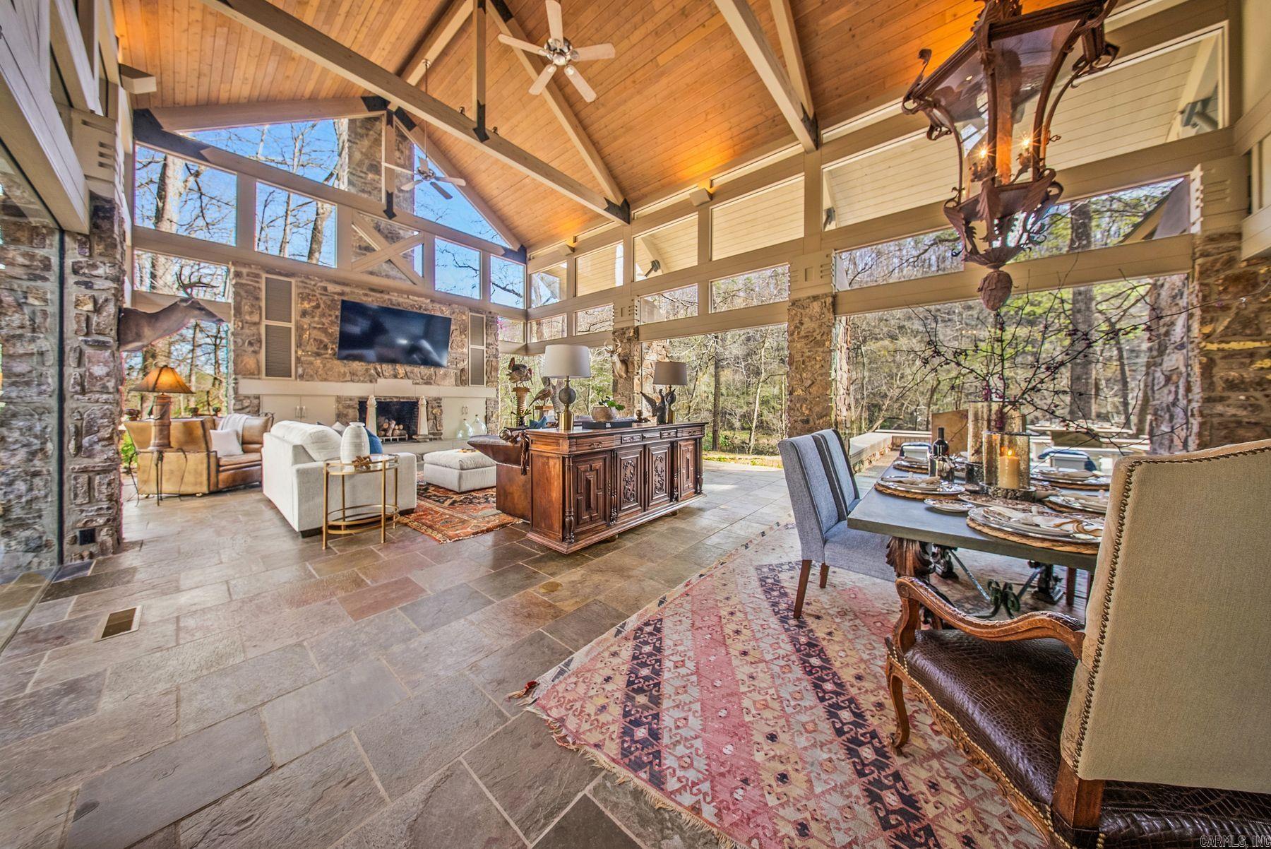 TROUT HAVEN - Residential