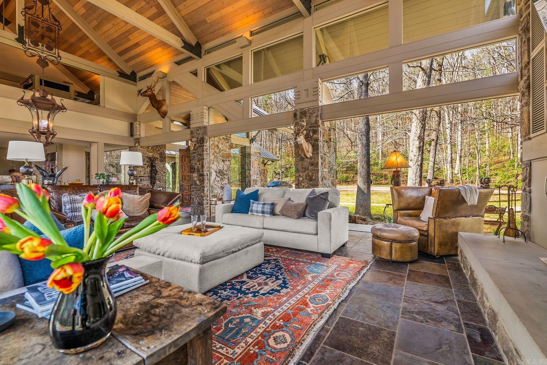 TROUT HAVEN - Residential