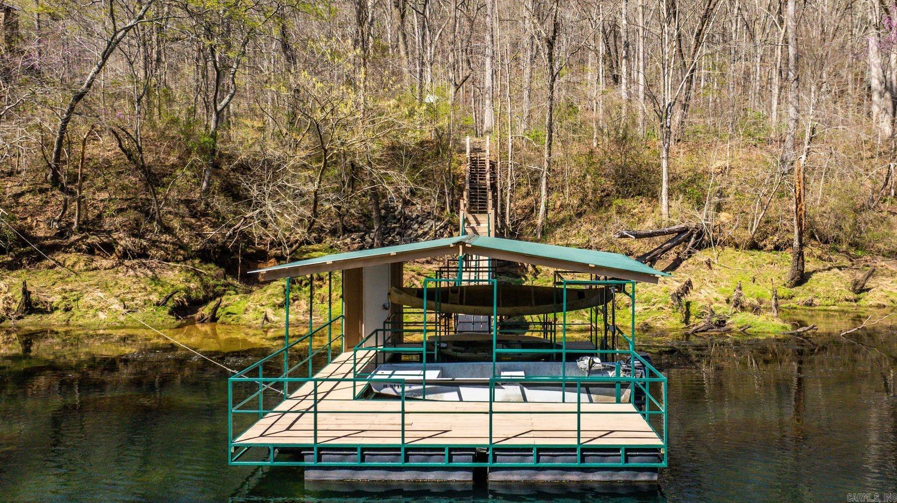 TROUT HAVEN - Residential