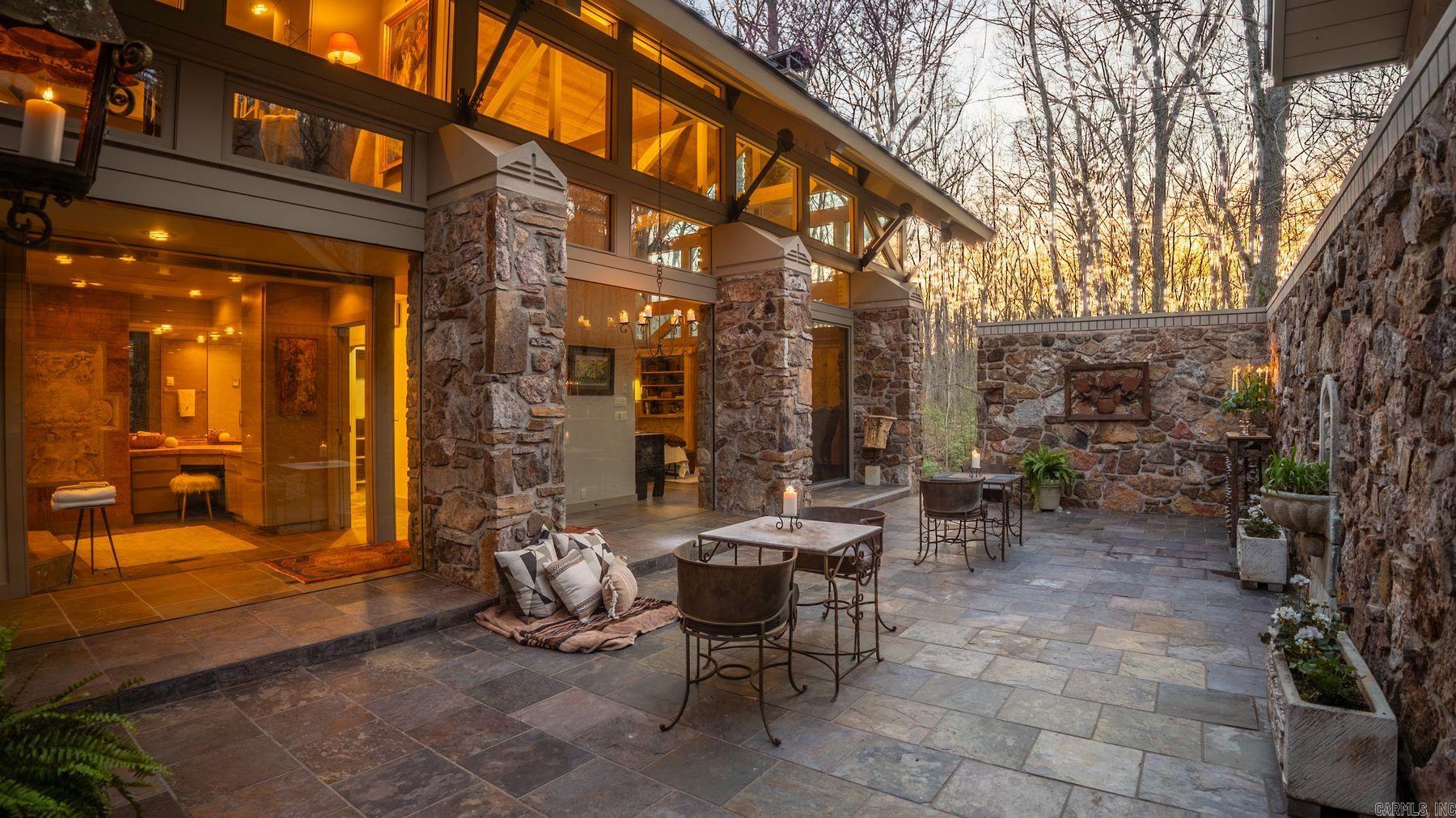 TROUT HAVEN - Residential