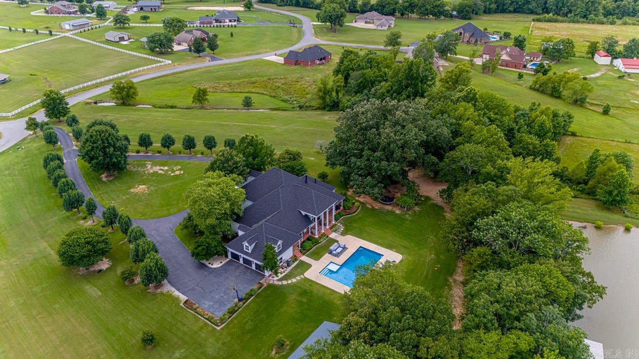 RIVER RANCH - Residential