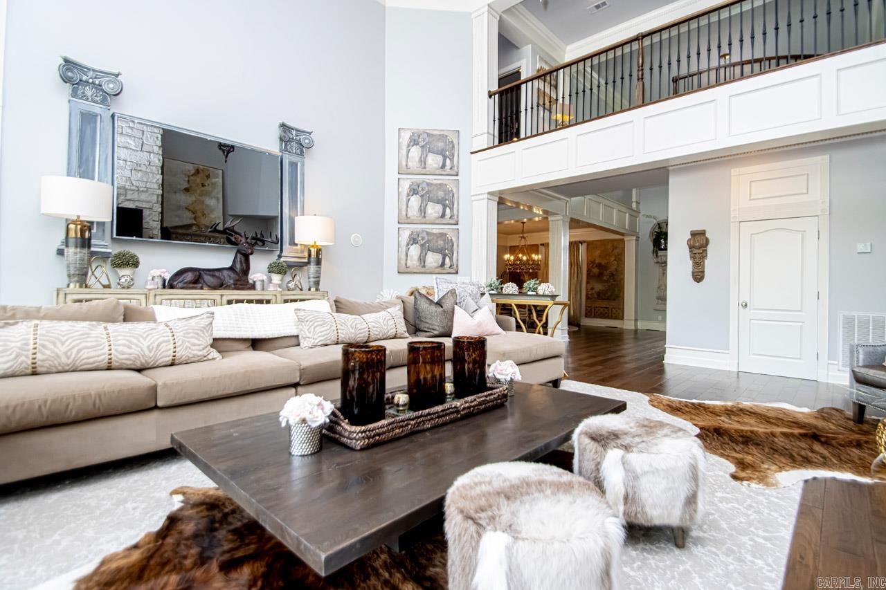 RIVER RANCH - Residential