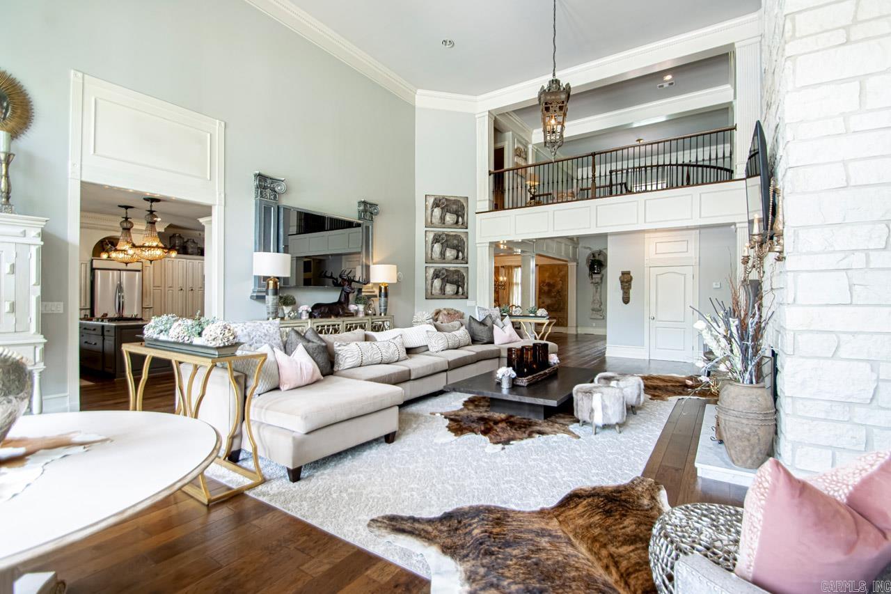 RIVER RANCH - Residential