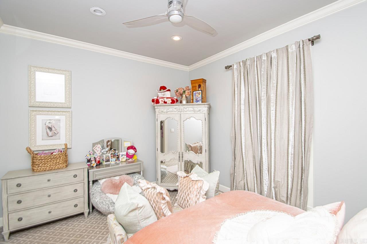 RIVER RANCH - Residential