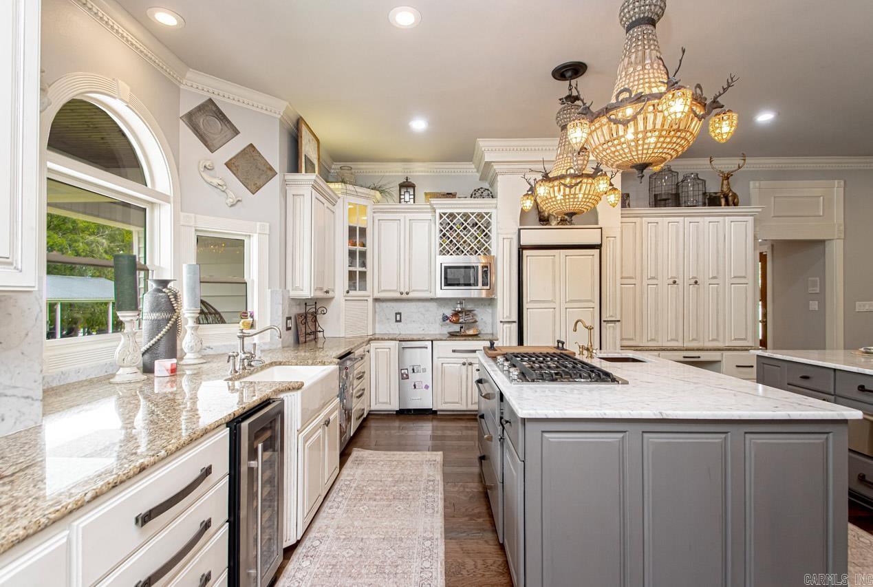 RIVER RANCH - Residential