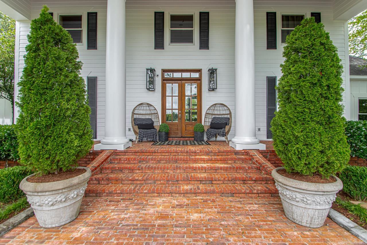 RIVER RANCH - Residential