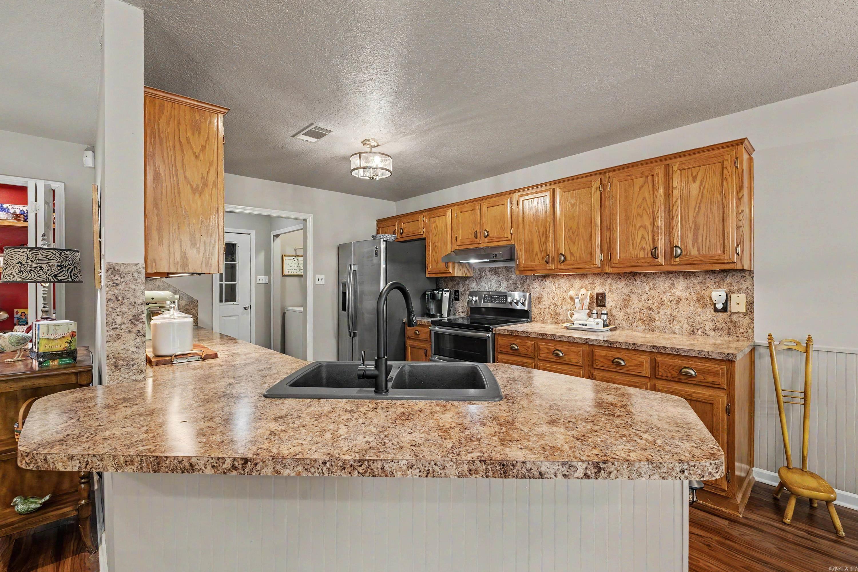 CHERRY CREEK ADDN - Residential