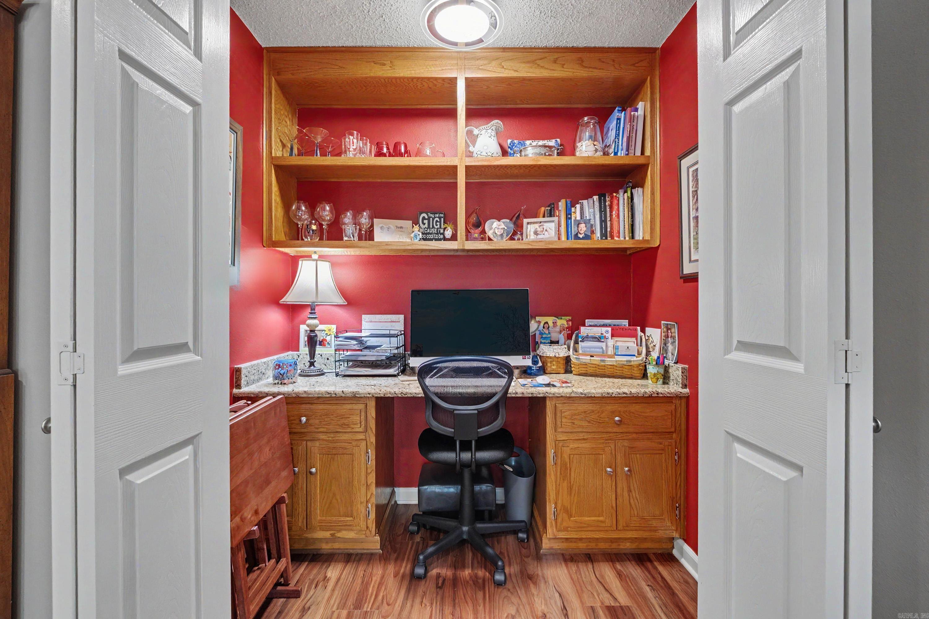 CHERRY CREEK ADDN - Residential