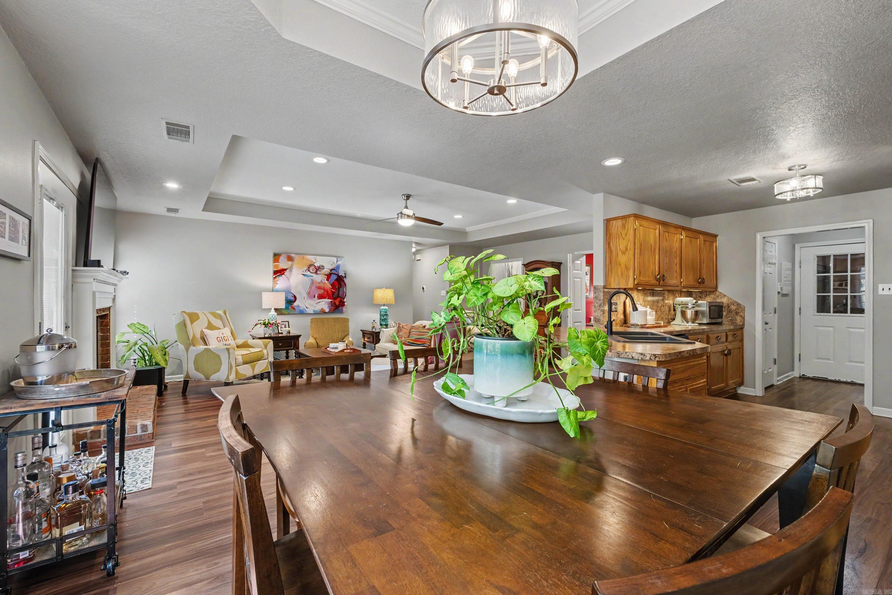 CHERRY CREEK ADDN - Residential