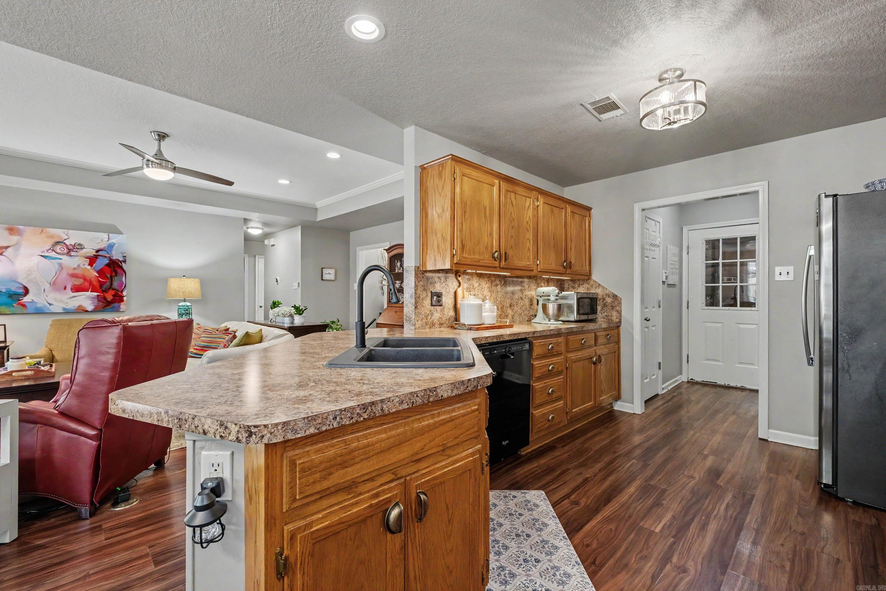 CHERRY CREEK ADDN - Residential