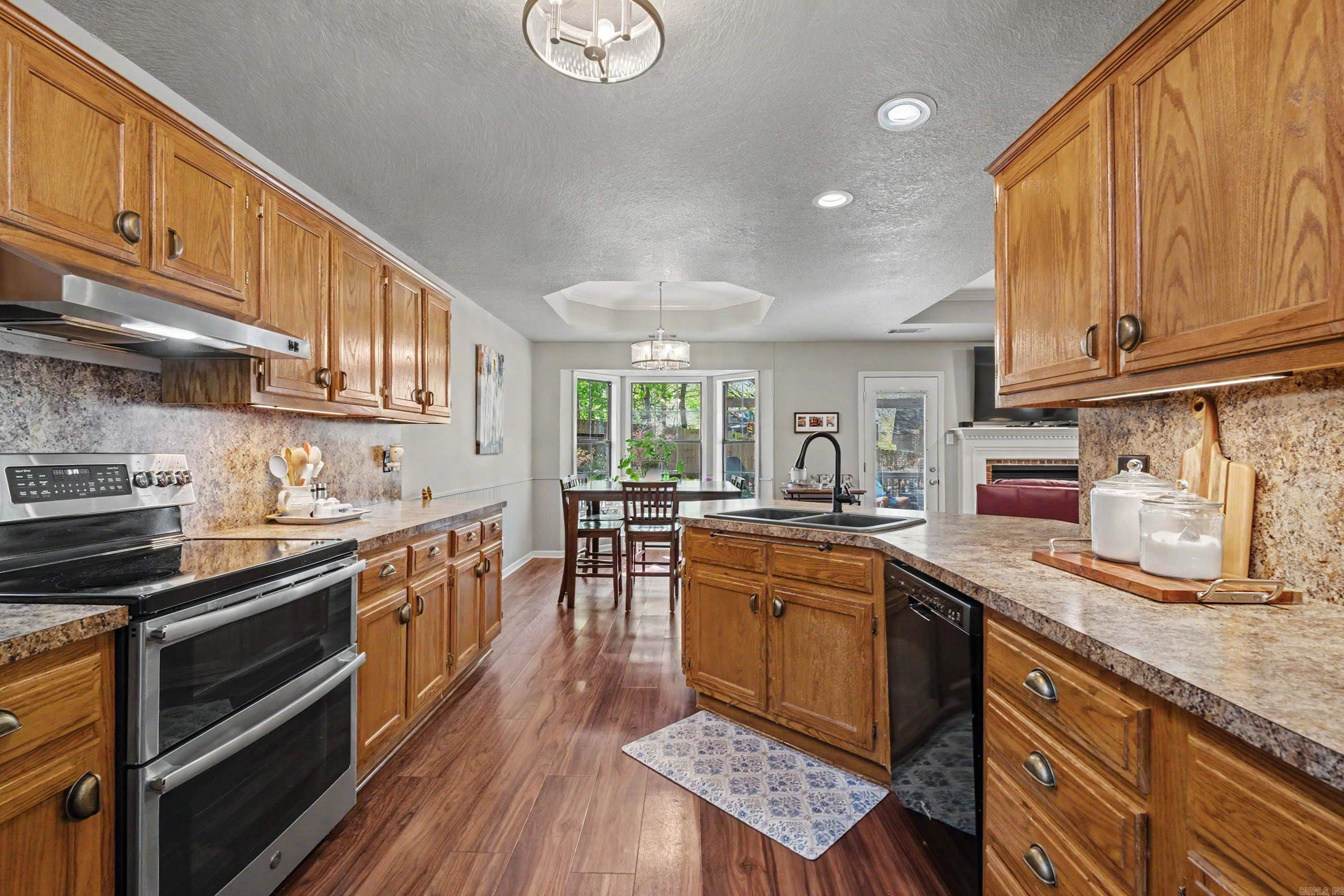 CHERRY CREEK ADDN - Residential